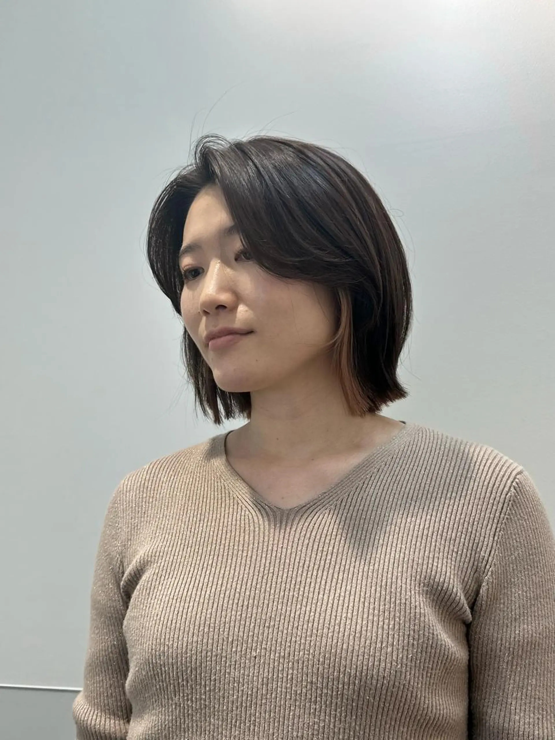 ショート カラー パーマ ヘアアレンジ メンズ キッズ ネイル マツエク・マツパ アイブロウ 切りっぱなしボブ メンズ韓国風 メンズパーマ 眉カラー 韓国風マツエク 切りっぱなしヘアボブ ミディアムヘアRYOのヘアスタイル