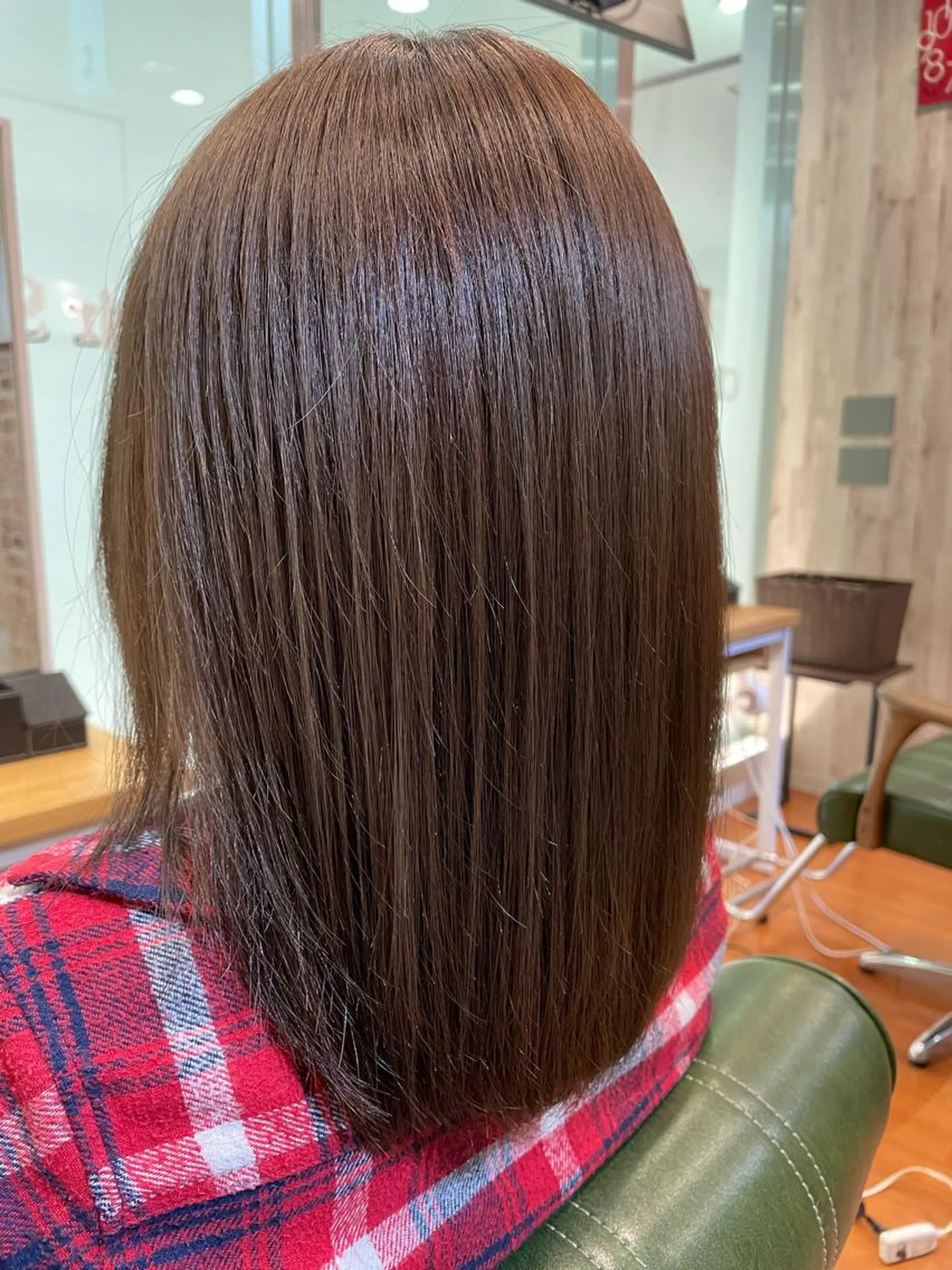 ミディアム カット ヘアカラー トリートメント HairSalon CLOVER🍀のヘアスタイル