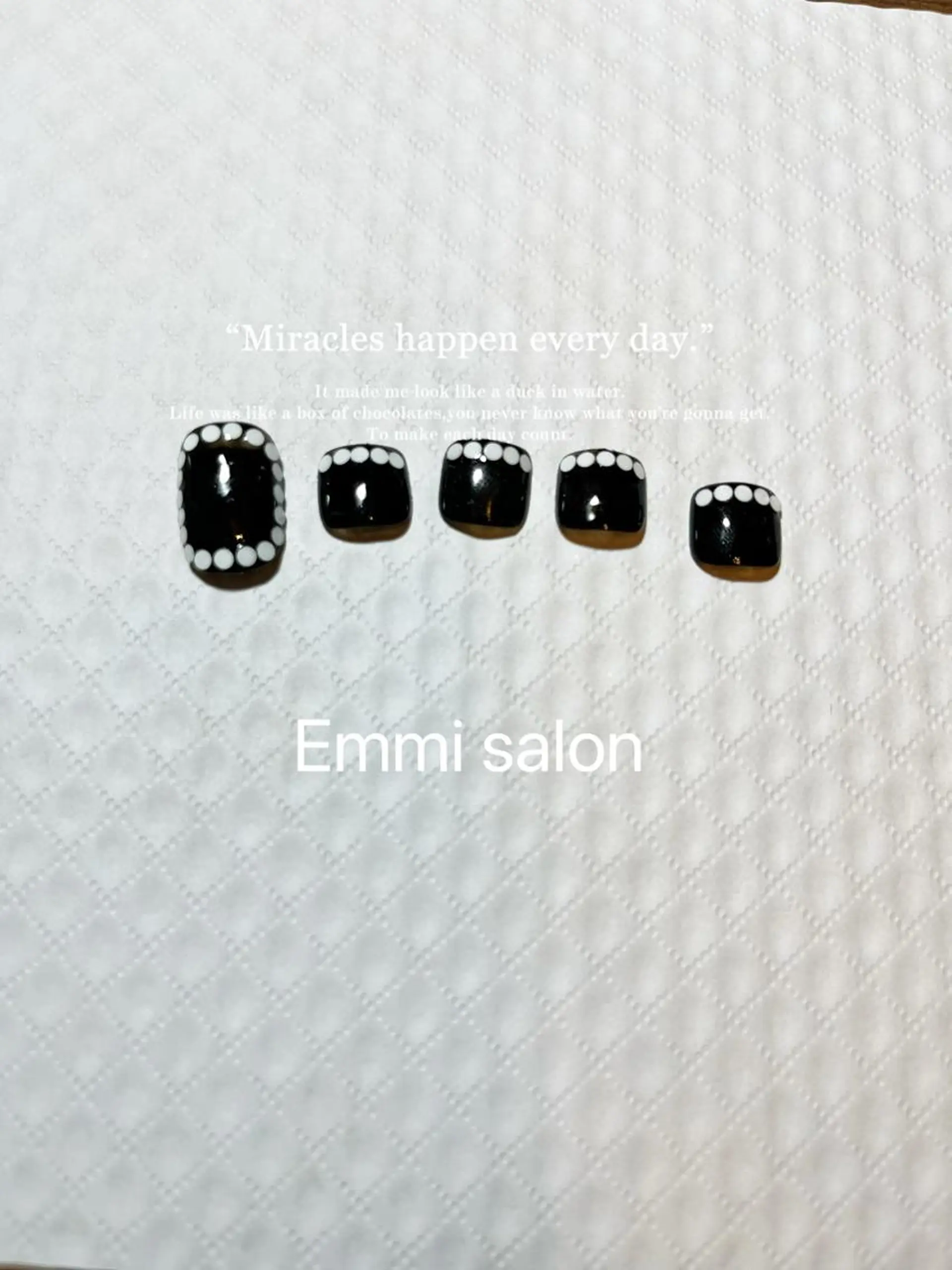 ネイル フットネイル Emmi salonのネイルデザイン