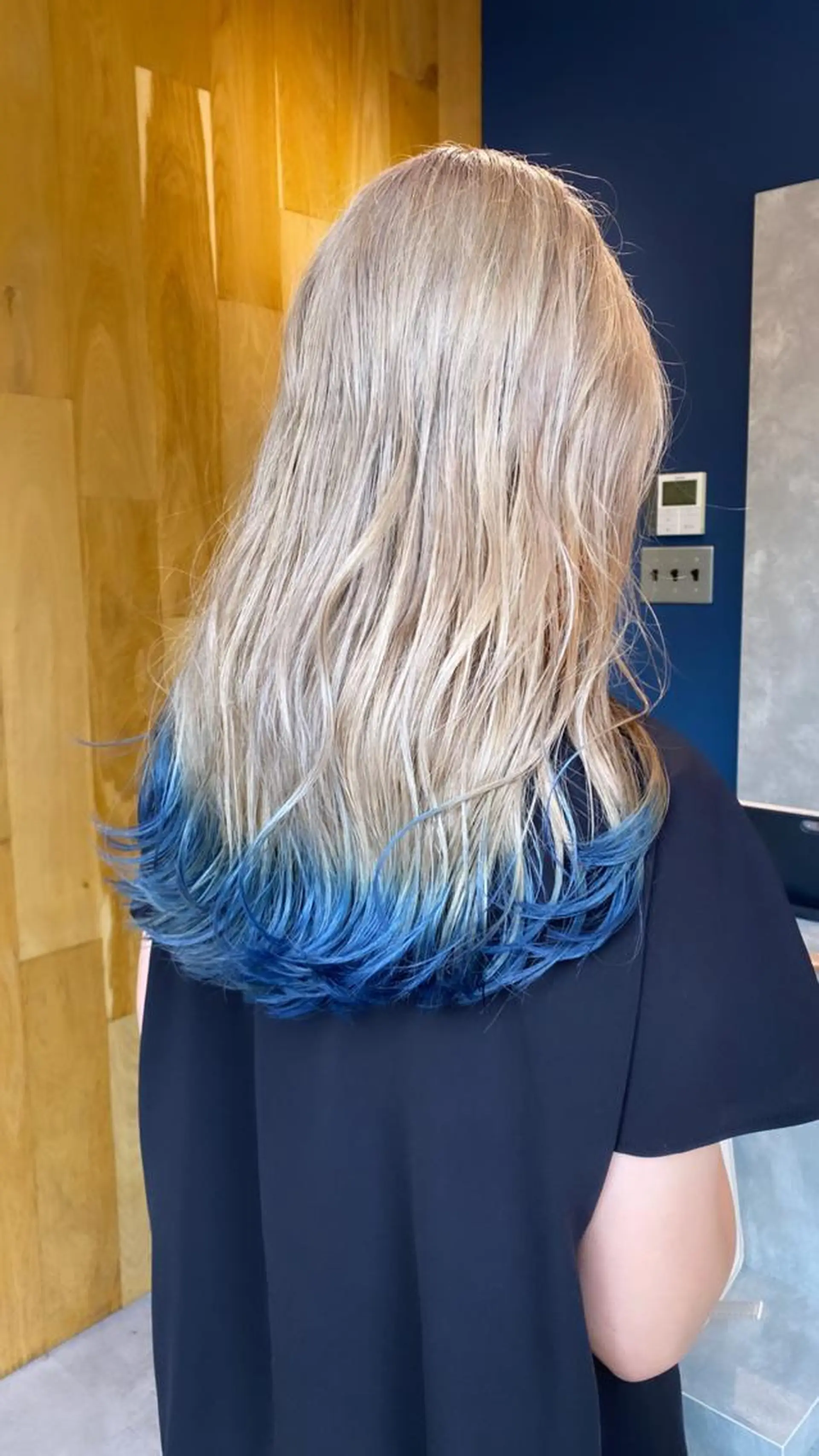 ロング カラー ベージュカラー ブルーカラー ホワイトベージュ カット ヘアカラー ハイトーン/ボブ/ レイヤー💫カイセイのヘアスタイル