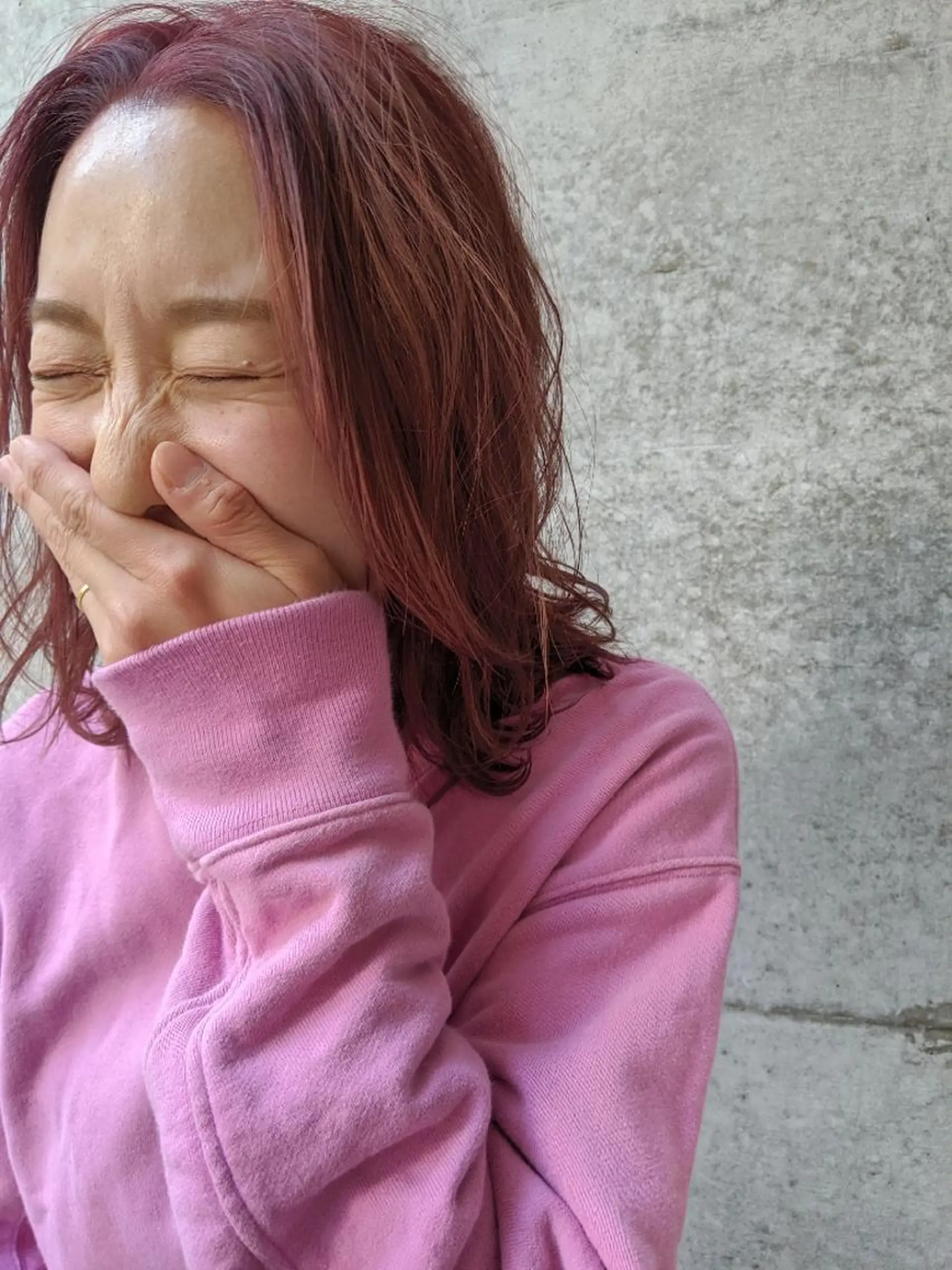 ミディアム カラー ヘアアレンジ ピンクカラー カット ヘアカラー トリートメント mowen RUIのヘアスタイル