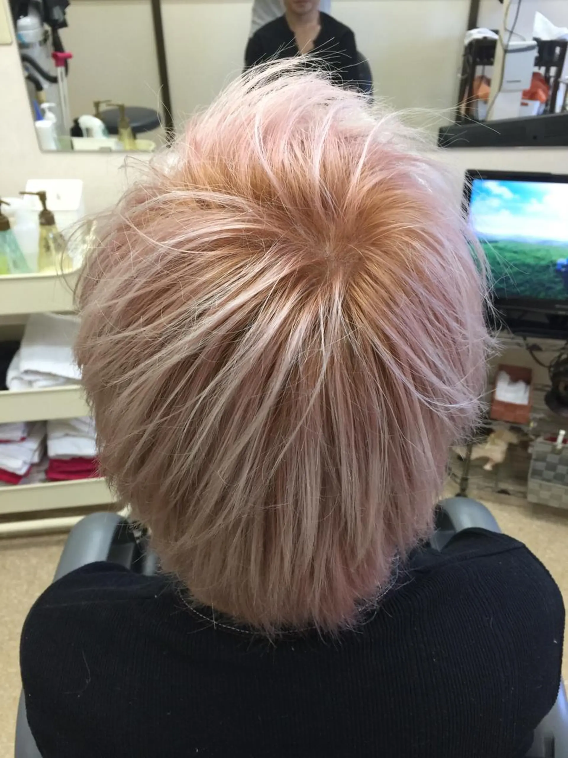 ショート 石塚 浩のヘアスタイル