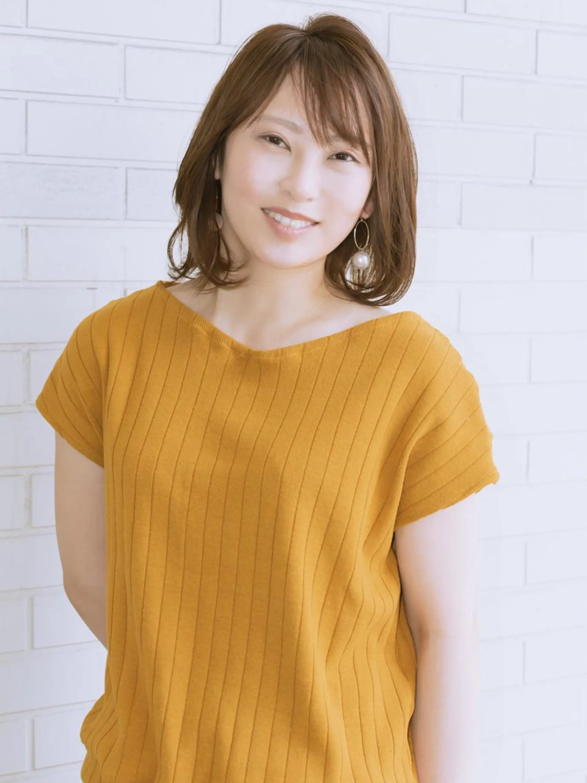 ミディアム カラー ショートボブ ベージュカラー ブルーカラー ブルージュ グレージュ 撮影モデル 斉藤 正敏のその他イメージ