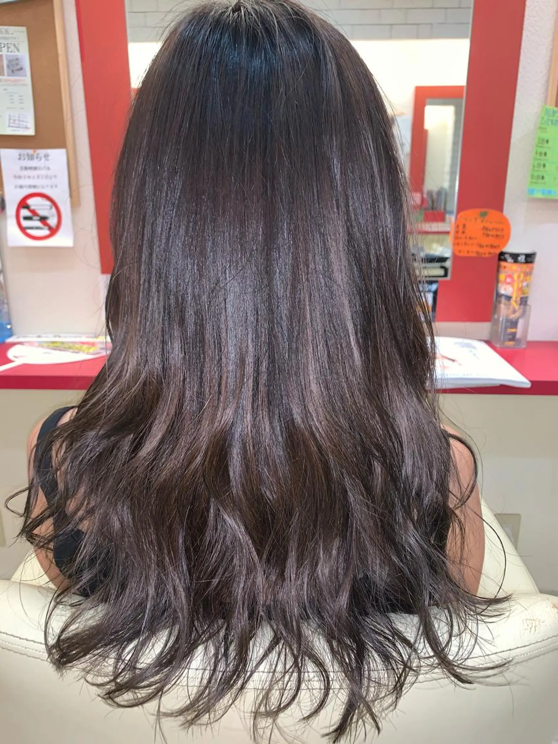 ロング カラー ヘアアレンジ ダークグレー ダークグレージュ グレージュ 今村公介 ブリーチ特化、派手髪のヘアスタイル