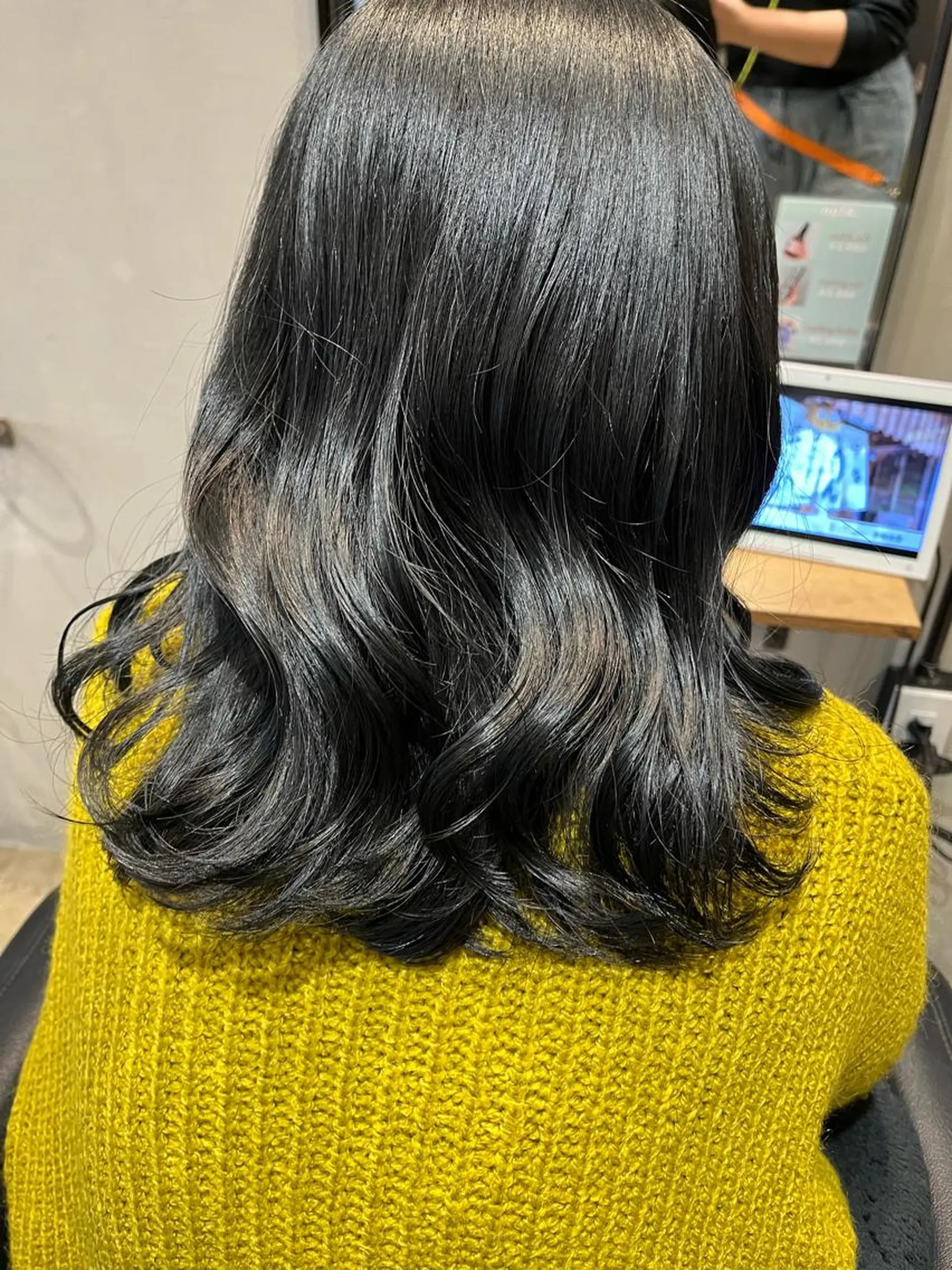 カラー えんぐちとも／透明感 カラー／博多ボブのヘアスタイル