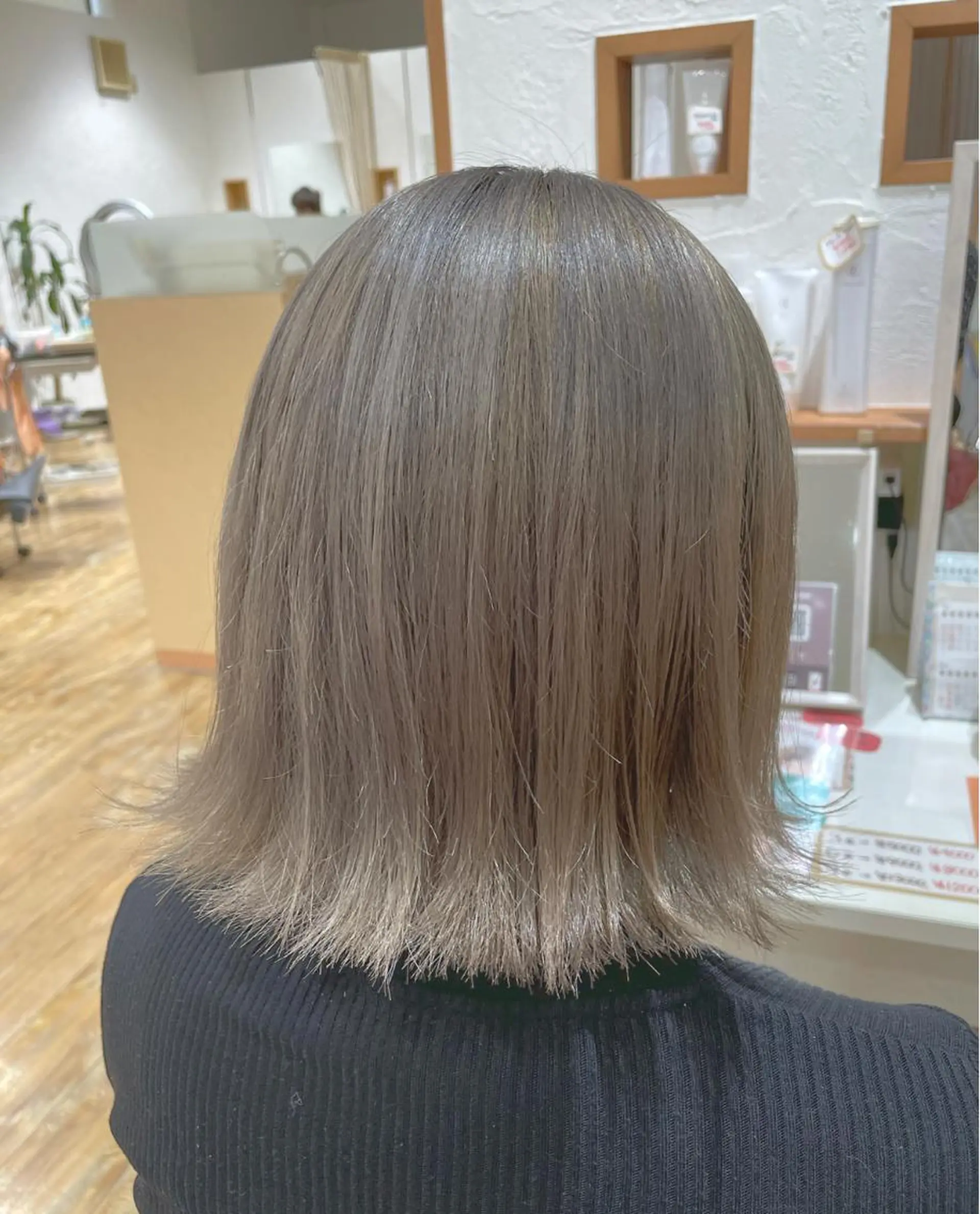 ミディアム カラー FELICE of hair 田口千尋のヘアスタイル