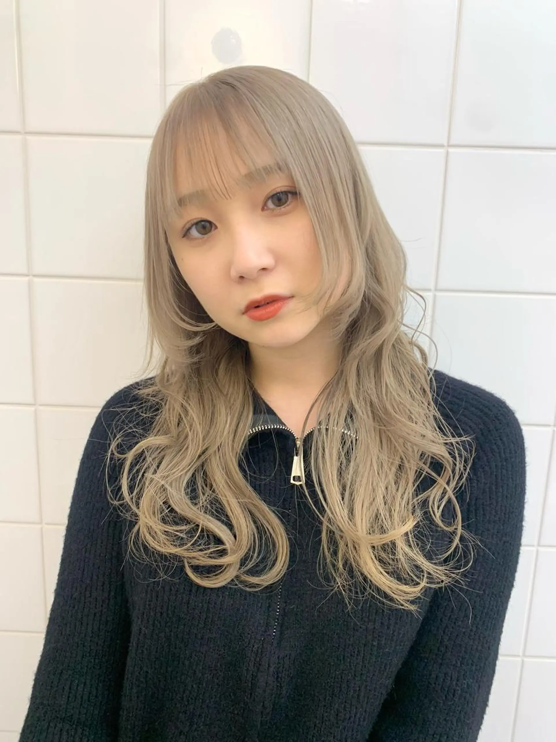 ロング カラー ヘアアレンジ 🧨ブリーチー×ボブ レイヤー💎じゅえるのヘアスタイル