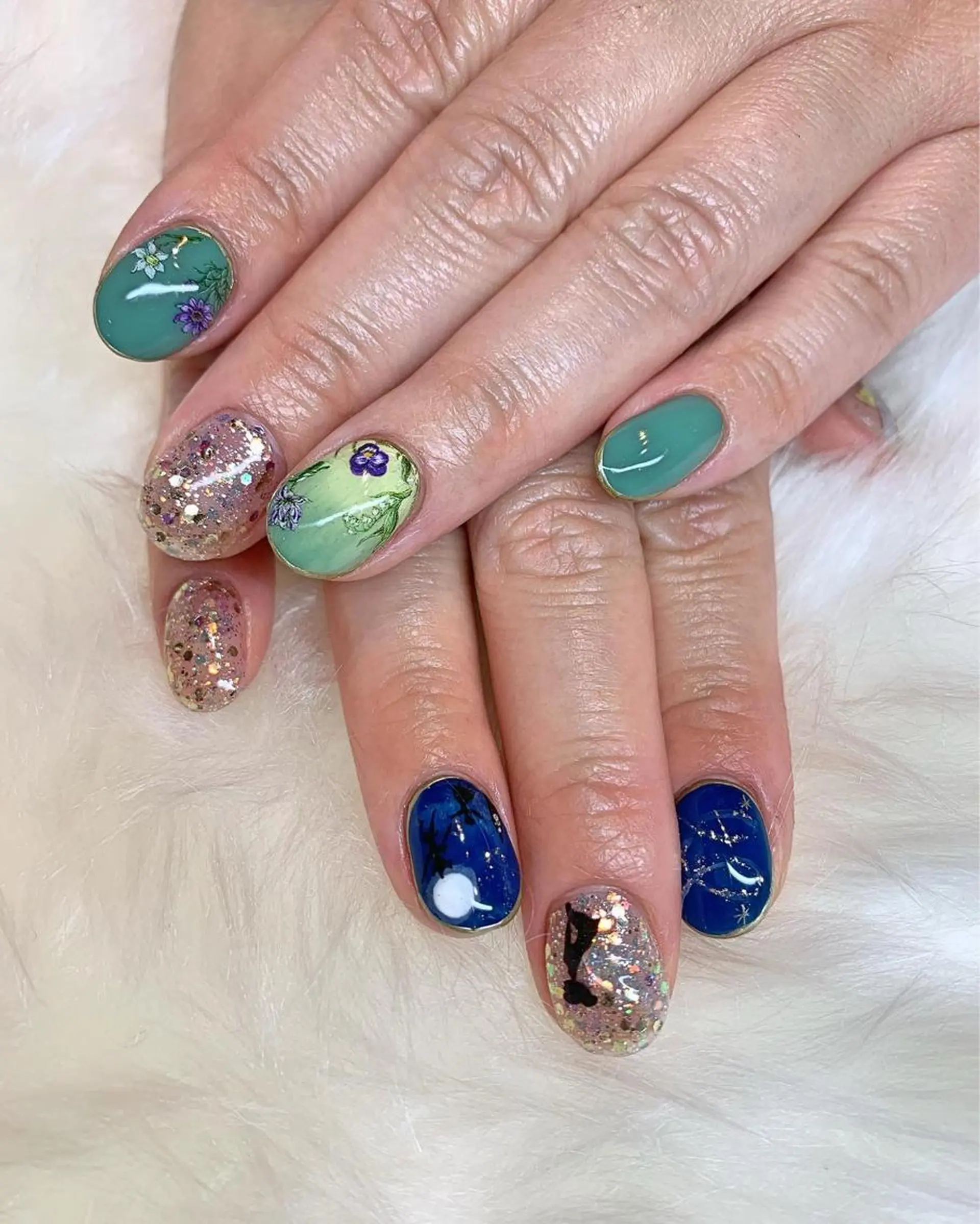 ネイル ハンドネイル glow_ nailのネイルデザイン