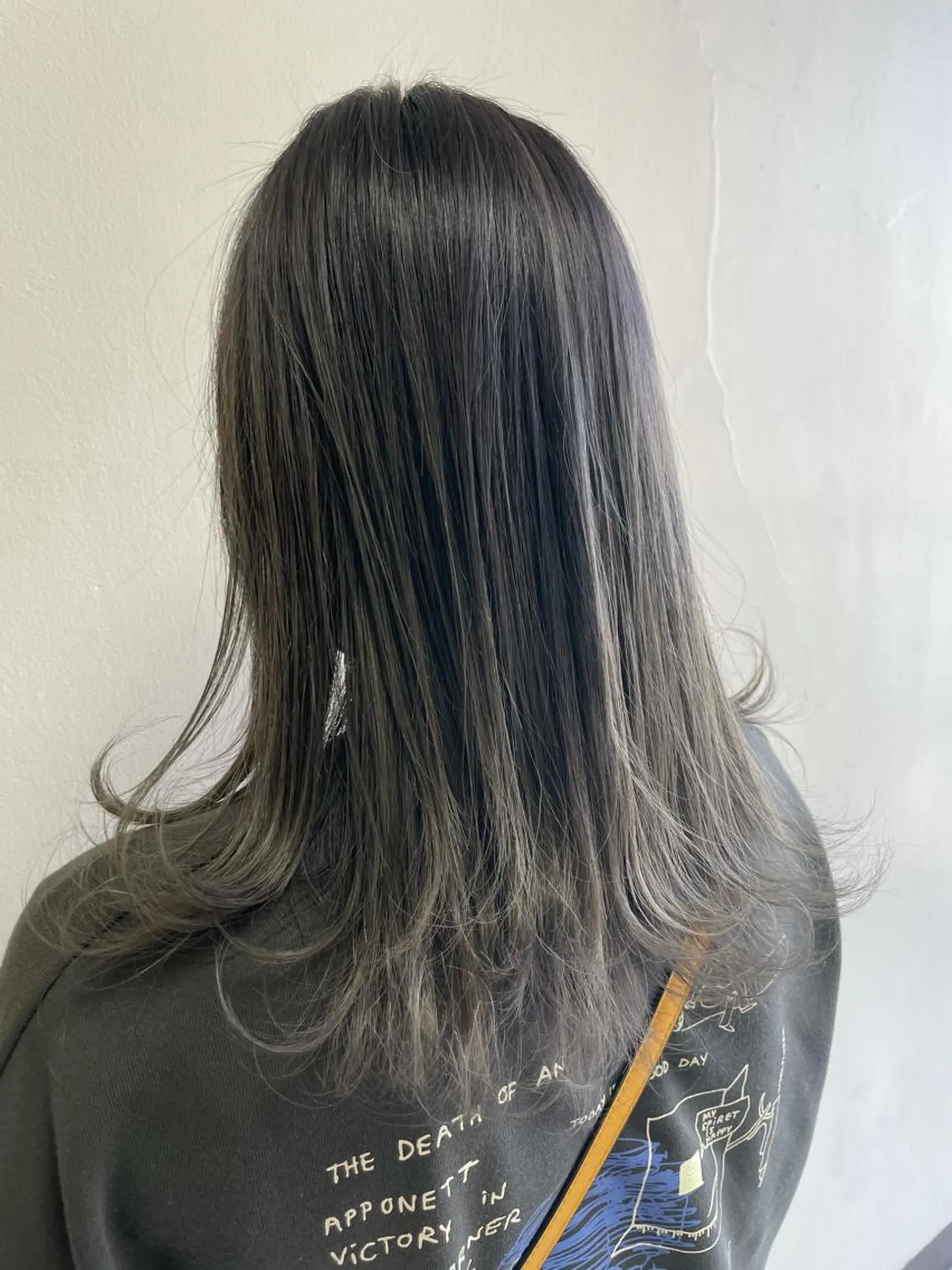 ミディアム カラー カラー特化型美容師 保住のヘアスタイル