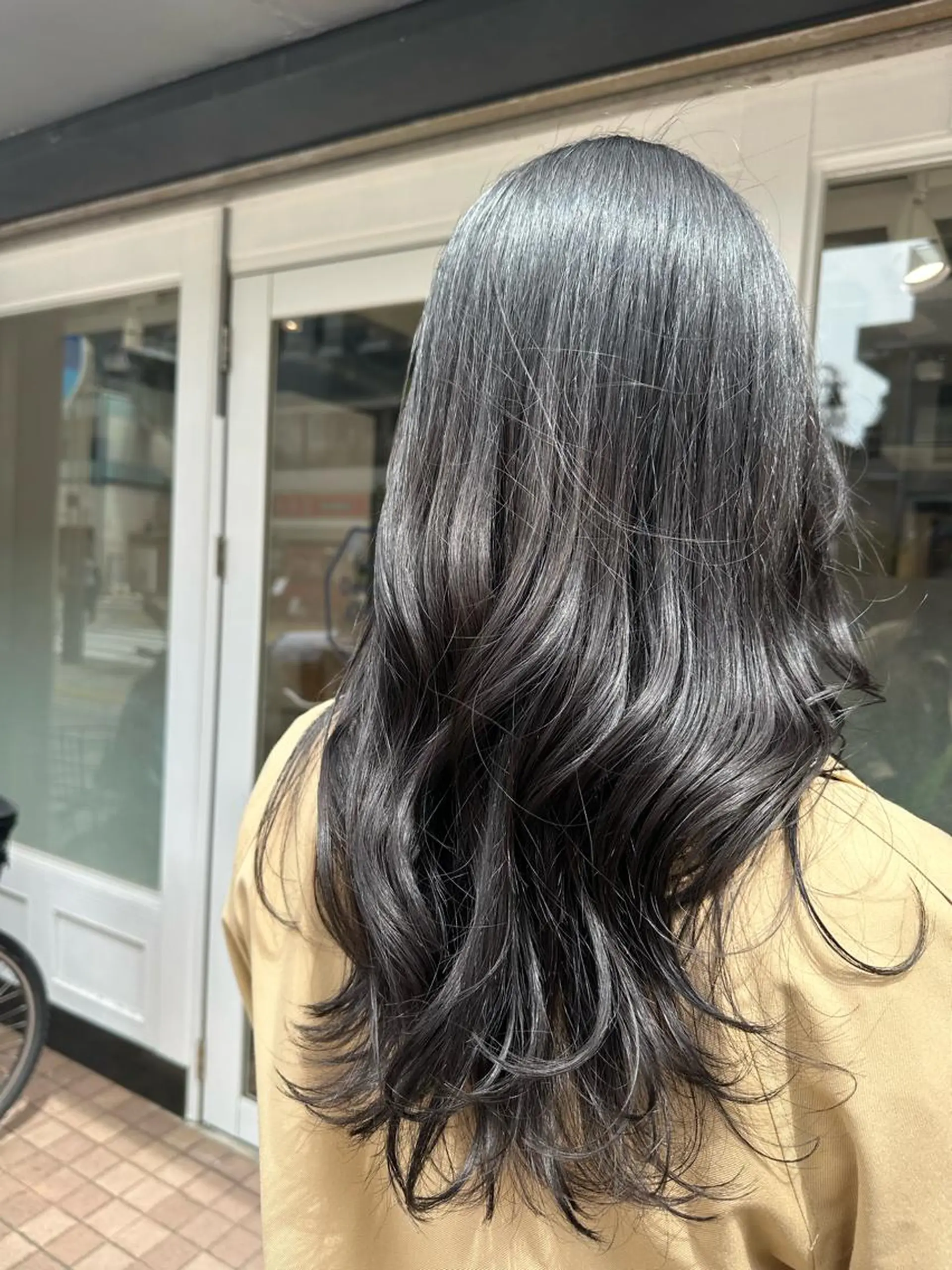 ロング カラー Annie 吉田 裕美のヘアスタイル