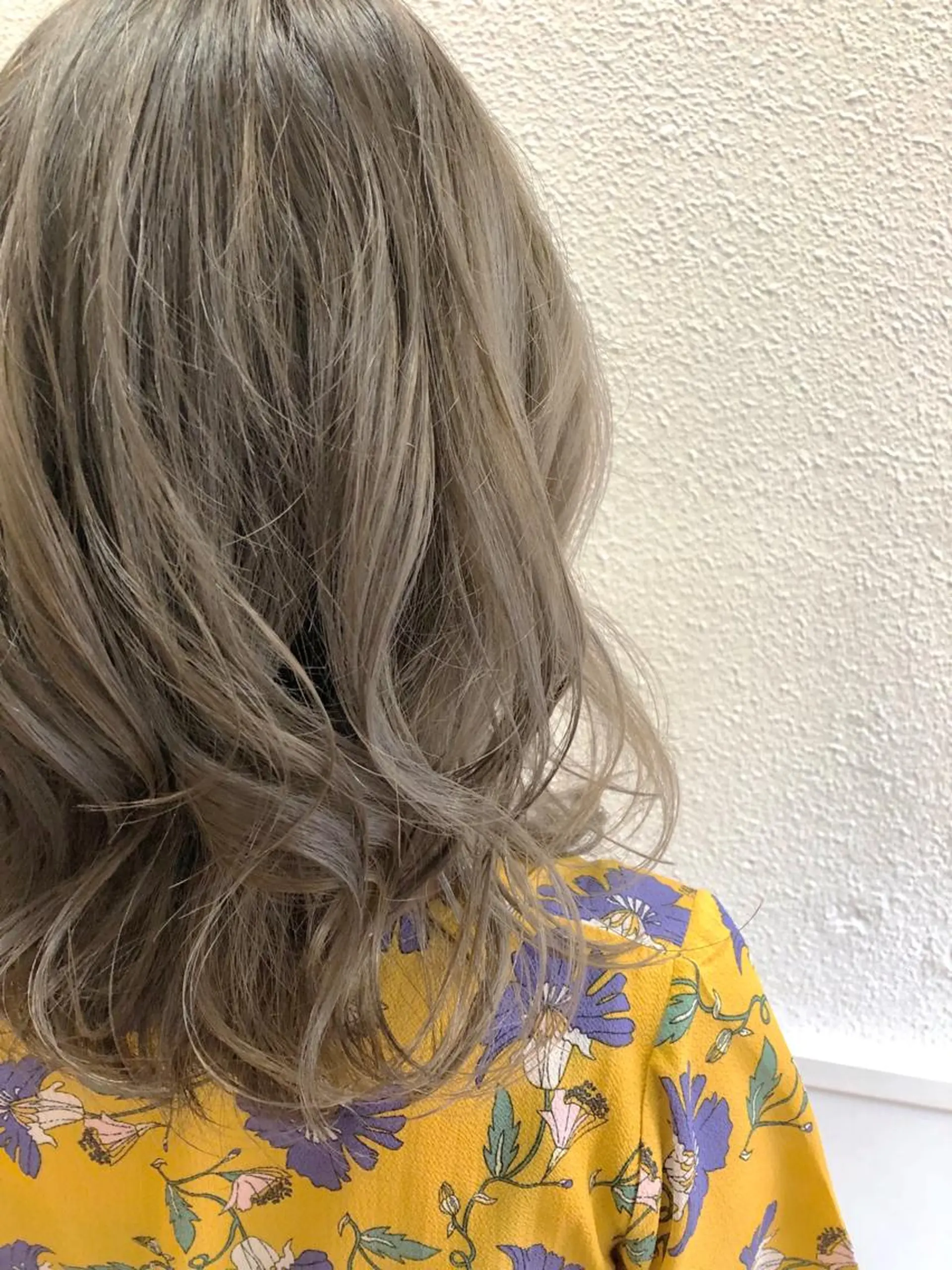 セミロング カラー グレージュ カット ヘアカラー トリートメント 髪質改善/美髪矯 正ヤマモトハルキのヘアスタイル