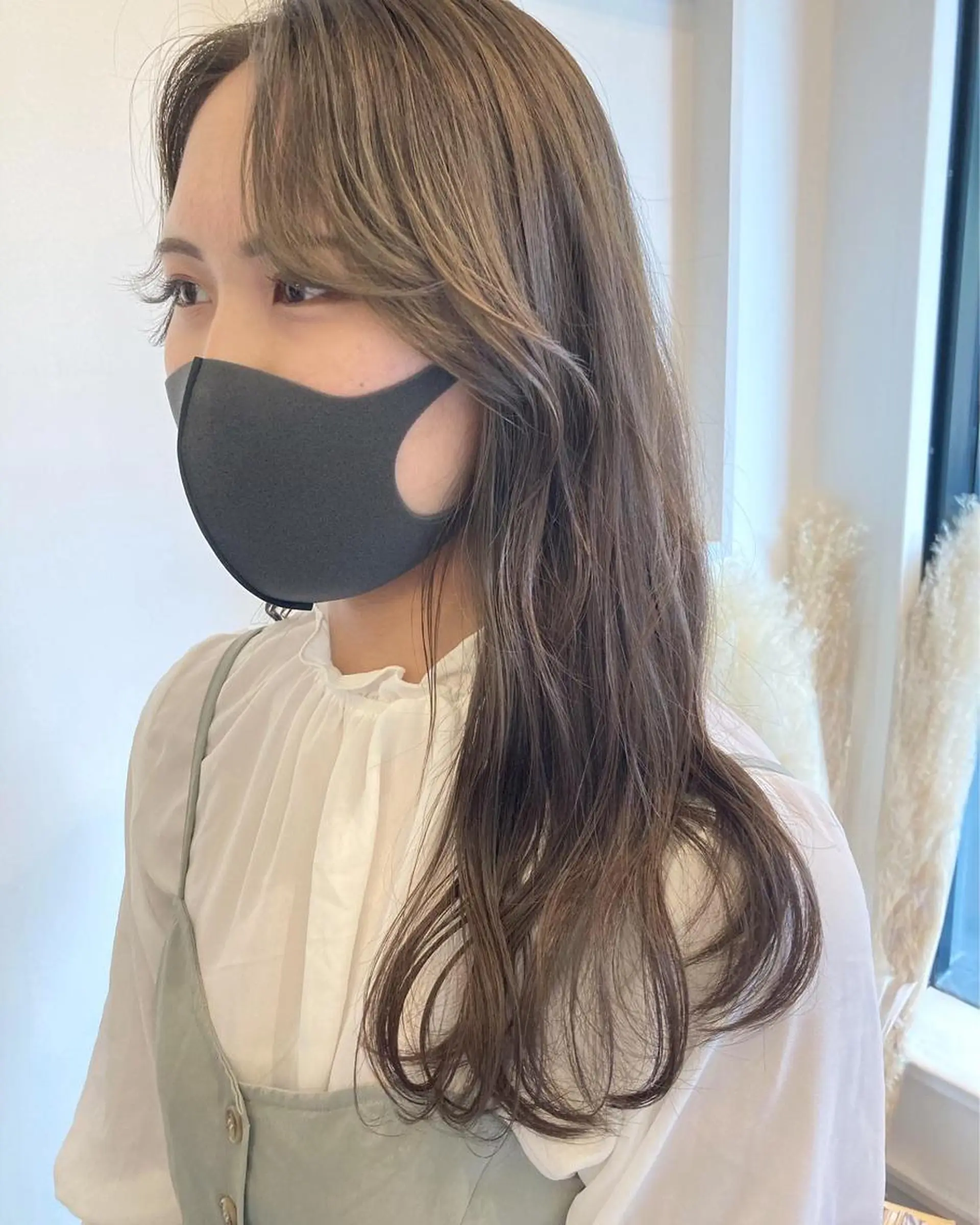 ロング オオタ ユキのヘアスタイル