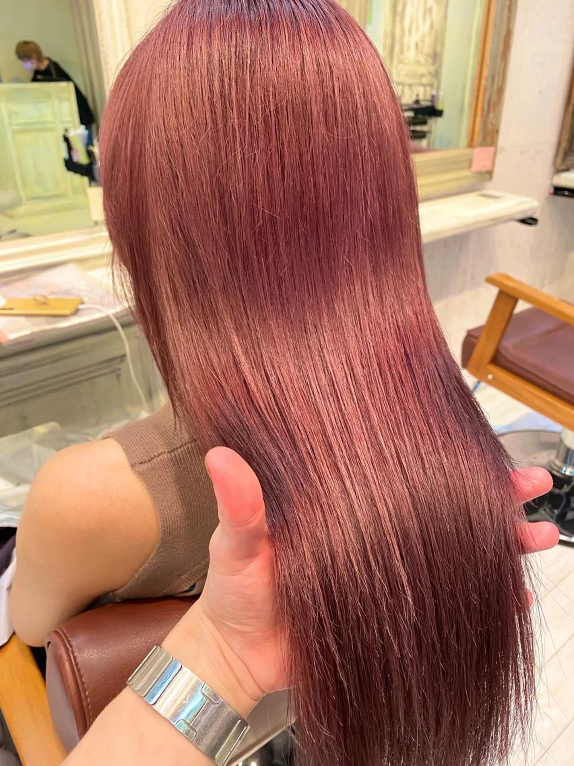 セミロング カラー ブリーチ koheiのヘアスタイル