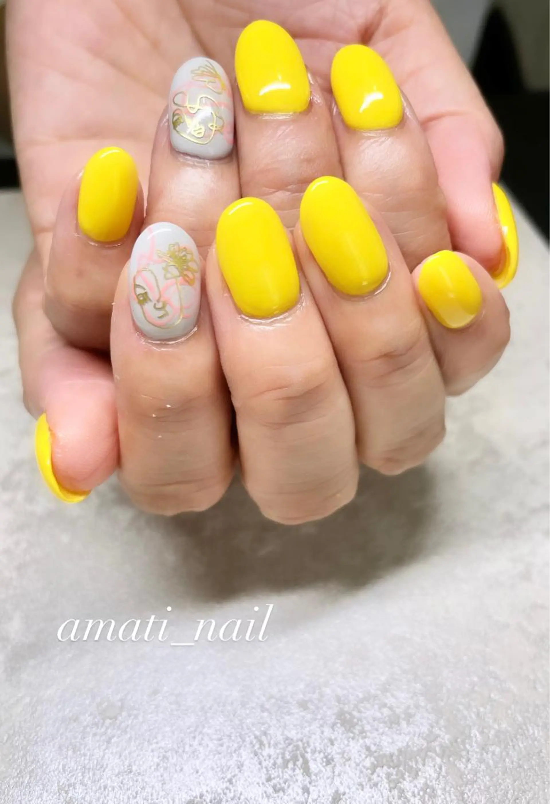ネイル マグネットネイル ミラーネイル ニュアンスネイル ワンカラーネイル 春ネイル ハンドネイル amati_nail TAKAKOのネイルデザイン
