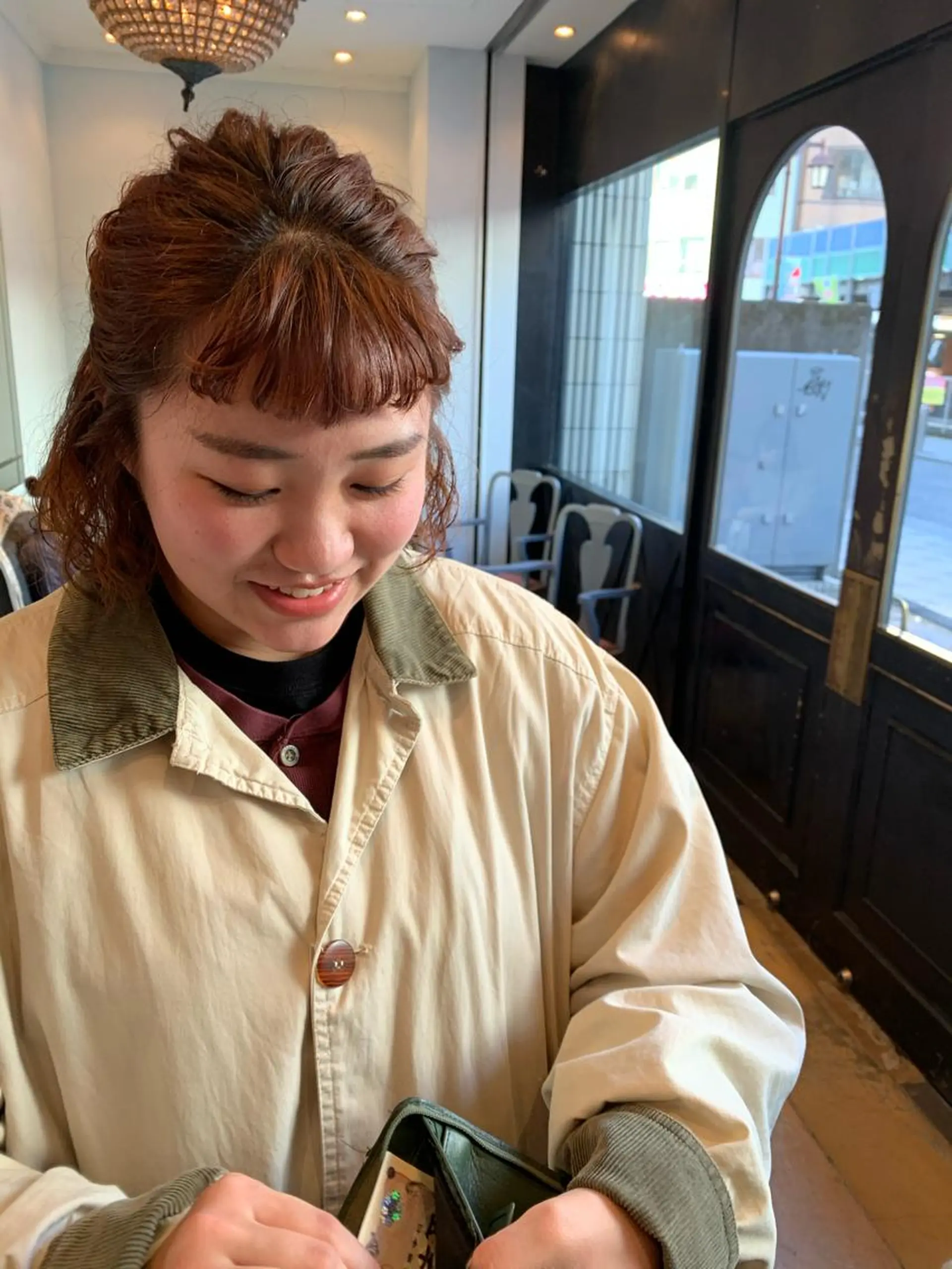 ショート SAKINO. ベージュカラーのヘアスタイル