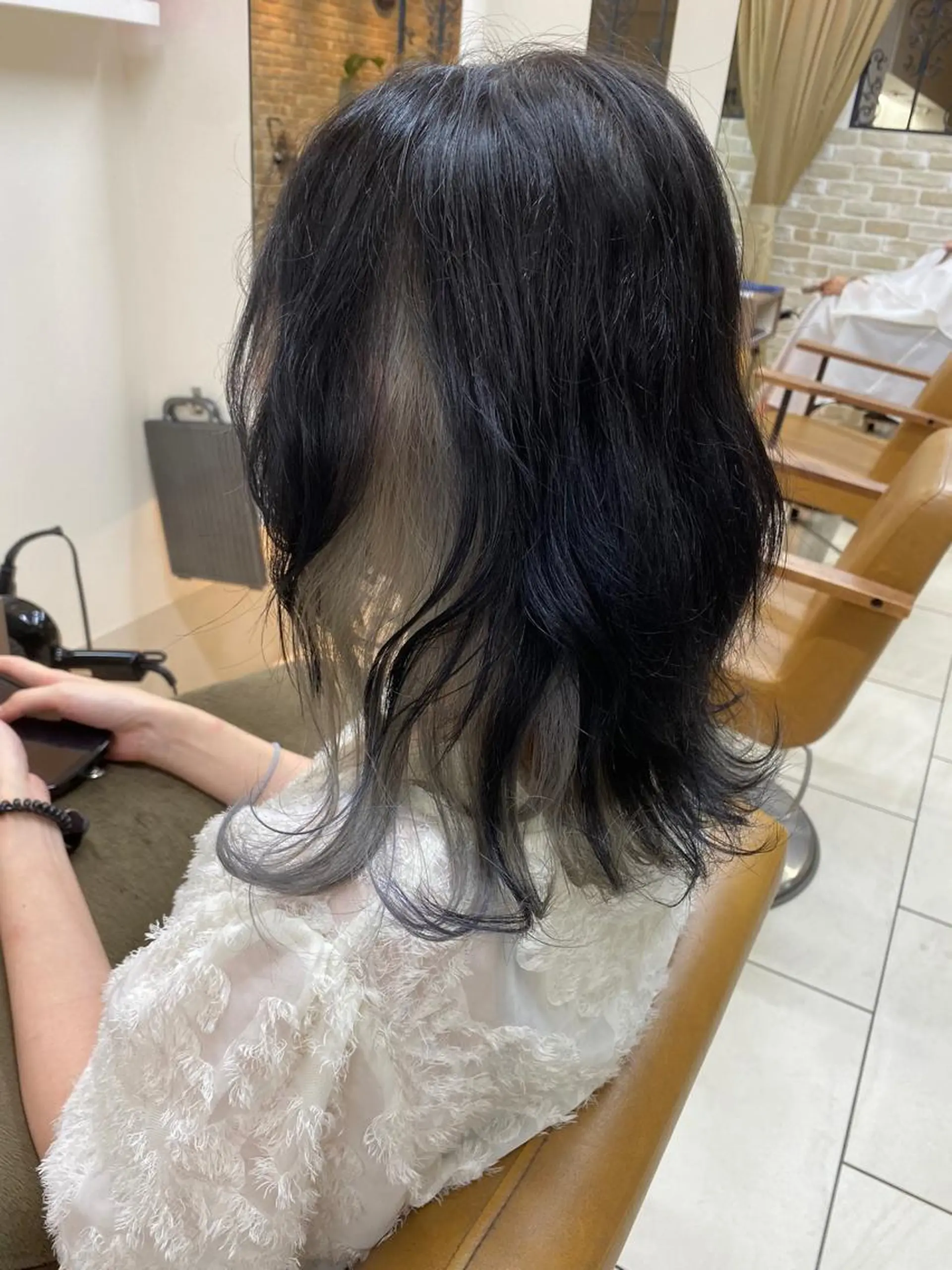 ミディアム カラー インナーカラー 【寺田町】ソリハシ アキラのヘアスタイル