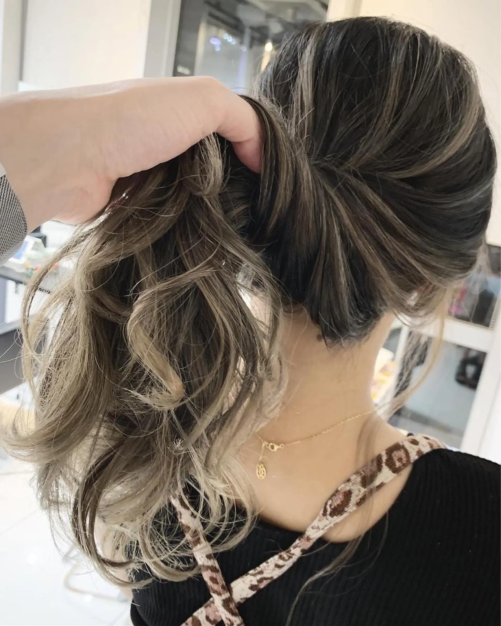 ロング カラー ヘアアレンジ 透明感カラー ハイライトカラー ハイライト 【公式】amble luxe池袋東口🩷のヘアスタイル