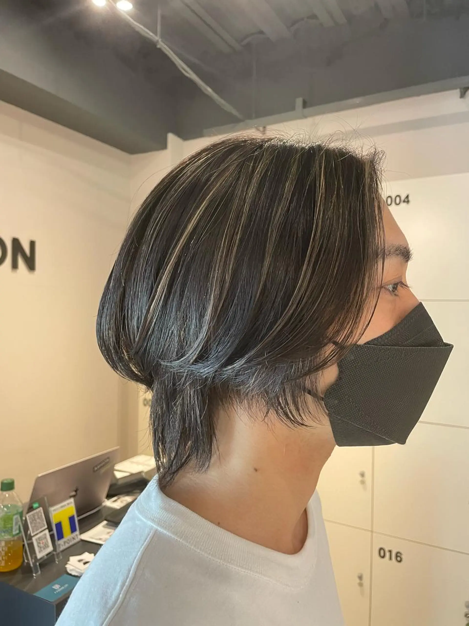 ショート カラー ハイライトカラー ハイライト ブリーチ👩‍🦳/ ‪✂︎MANAMIのヘアスタイル