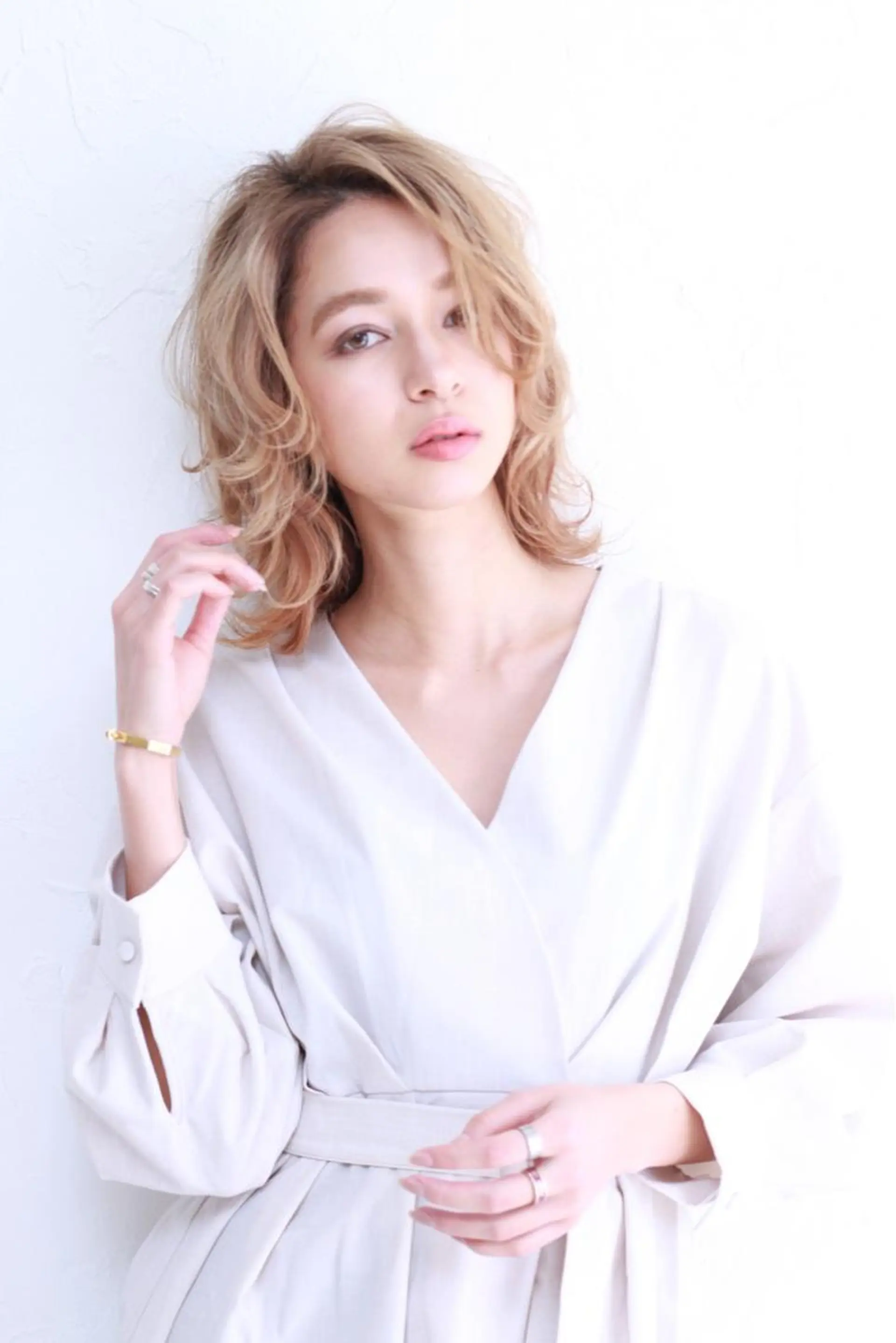 ミディアム 髪質改善ストレート、 カラー清野雄大のヘアスタイル