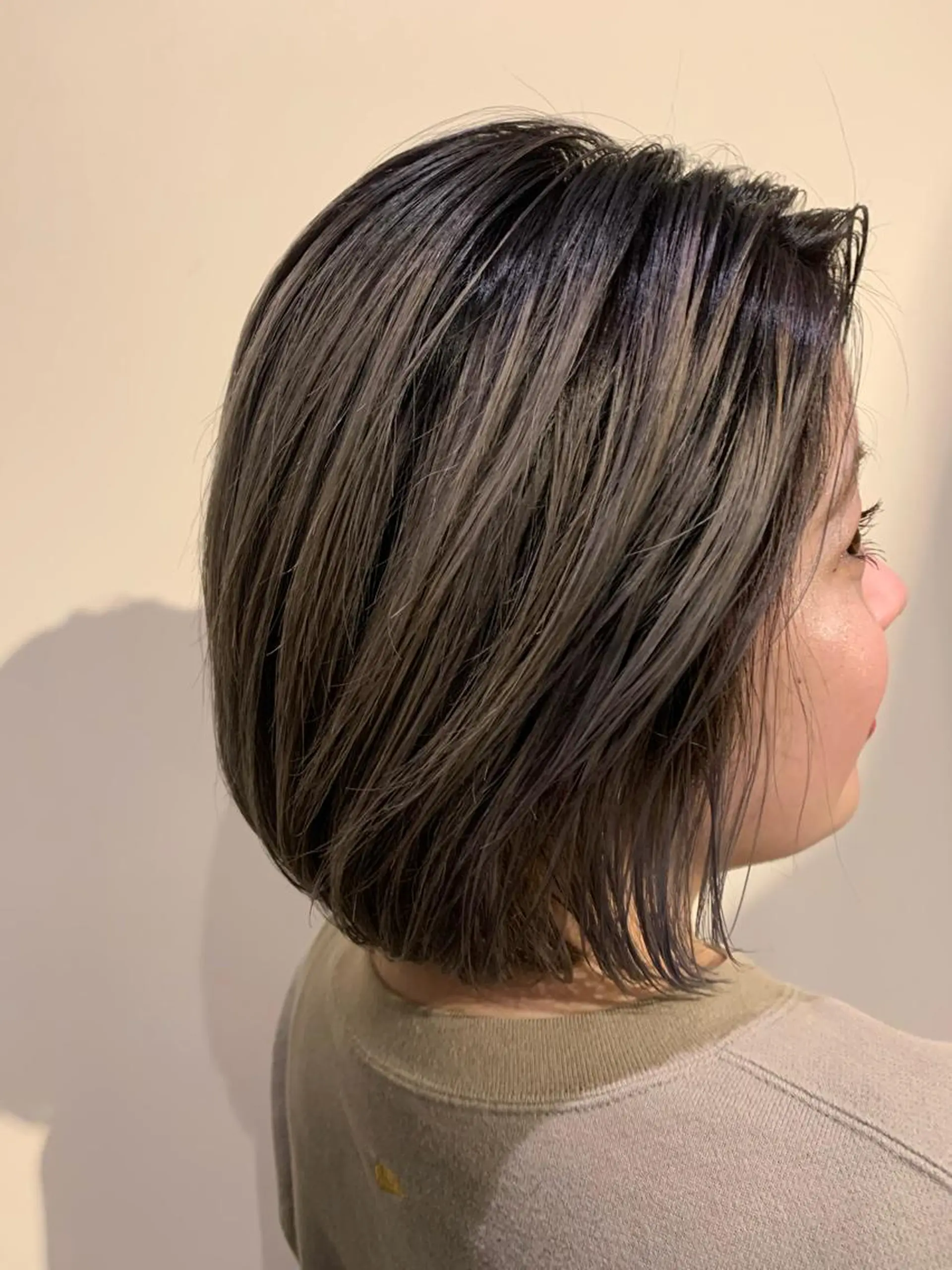 ショート カラー バレイヤージュ レイヤーカット 保野加/トレンドボブ 透明感爆発カラーのヘアスタイル