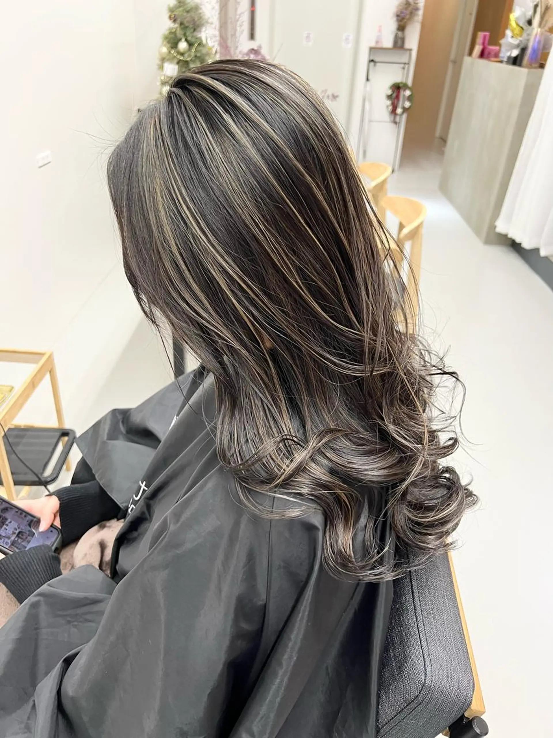 ロング カラー ヘアアレンジ ハイライトカラー ハイライト ヘアカラー トリートメント 橋本 昇平のヘアスタイル