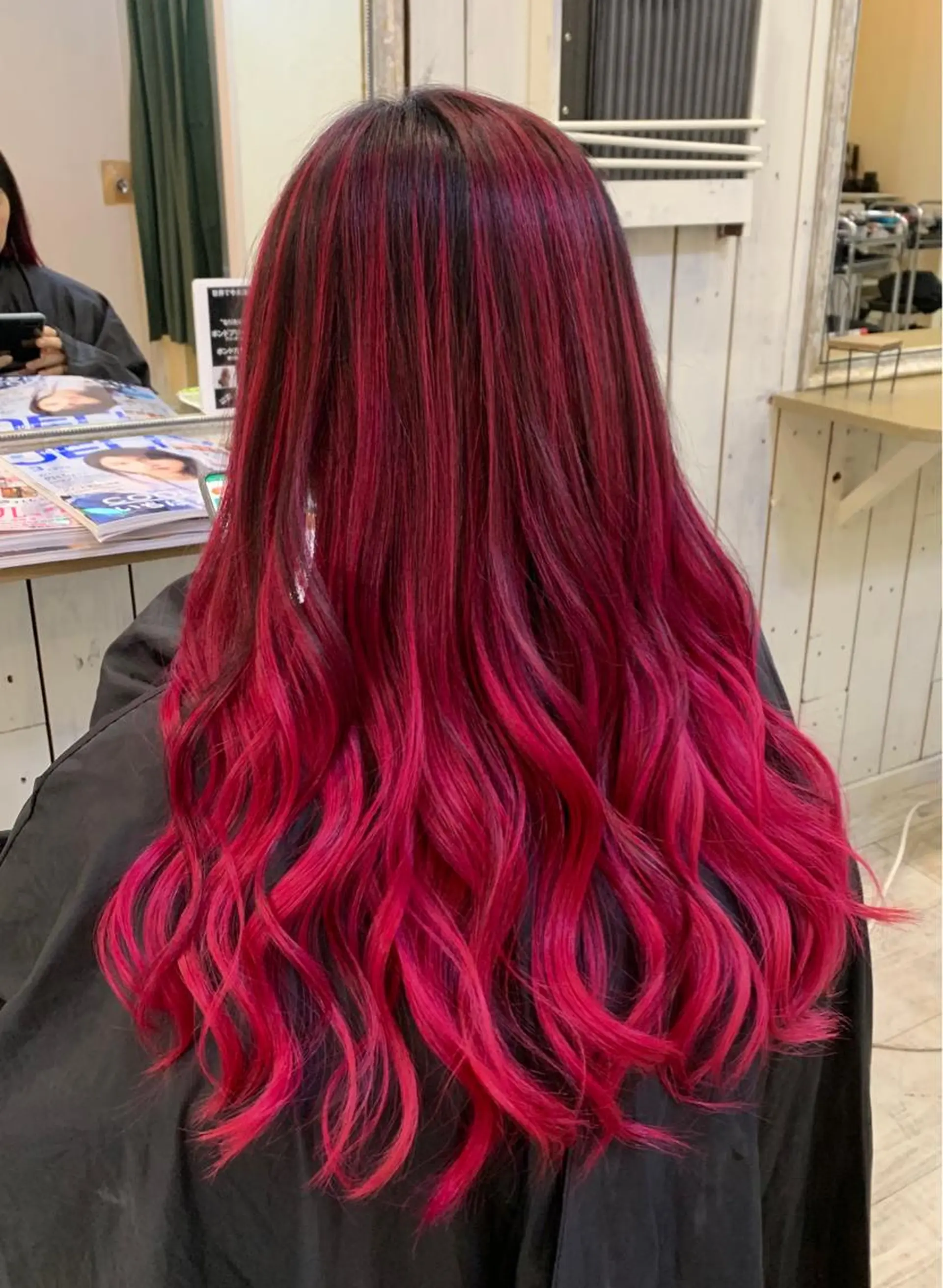 セミロング カット ヘアカラー 高山 滉太のヘアスタイル