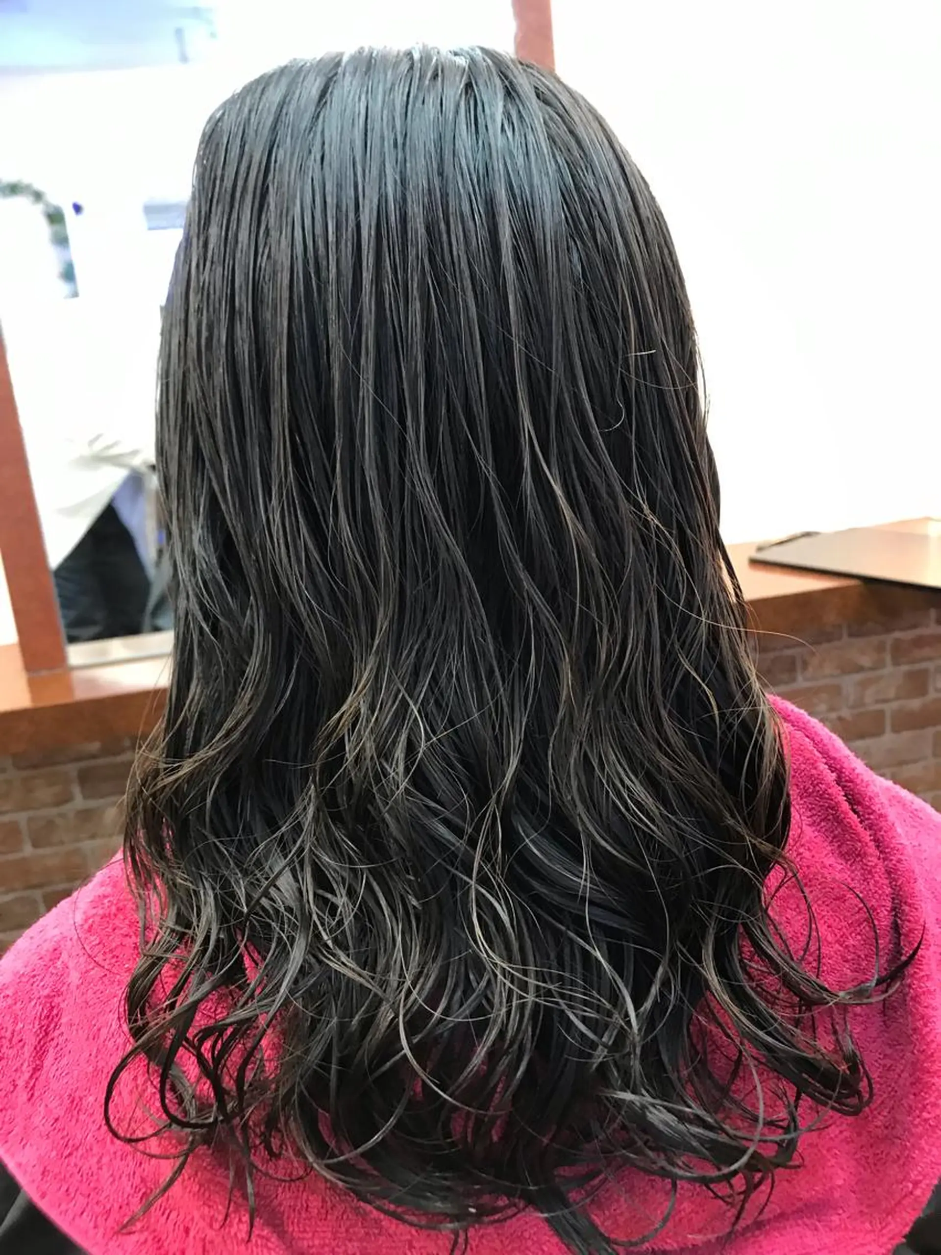 セミロング パーマ カット パーマ トリートメント 桧山 真のヘアスタイル