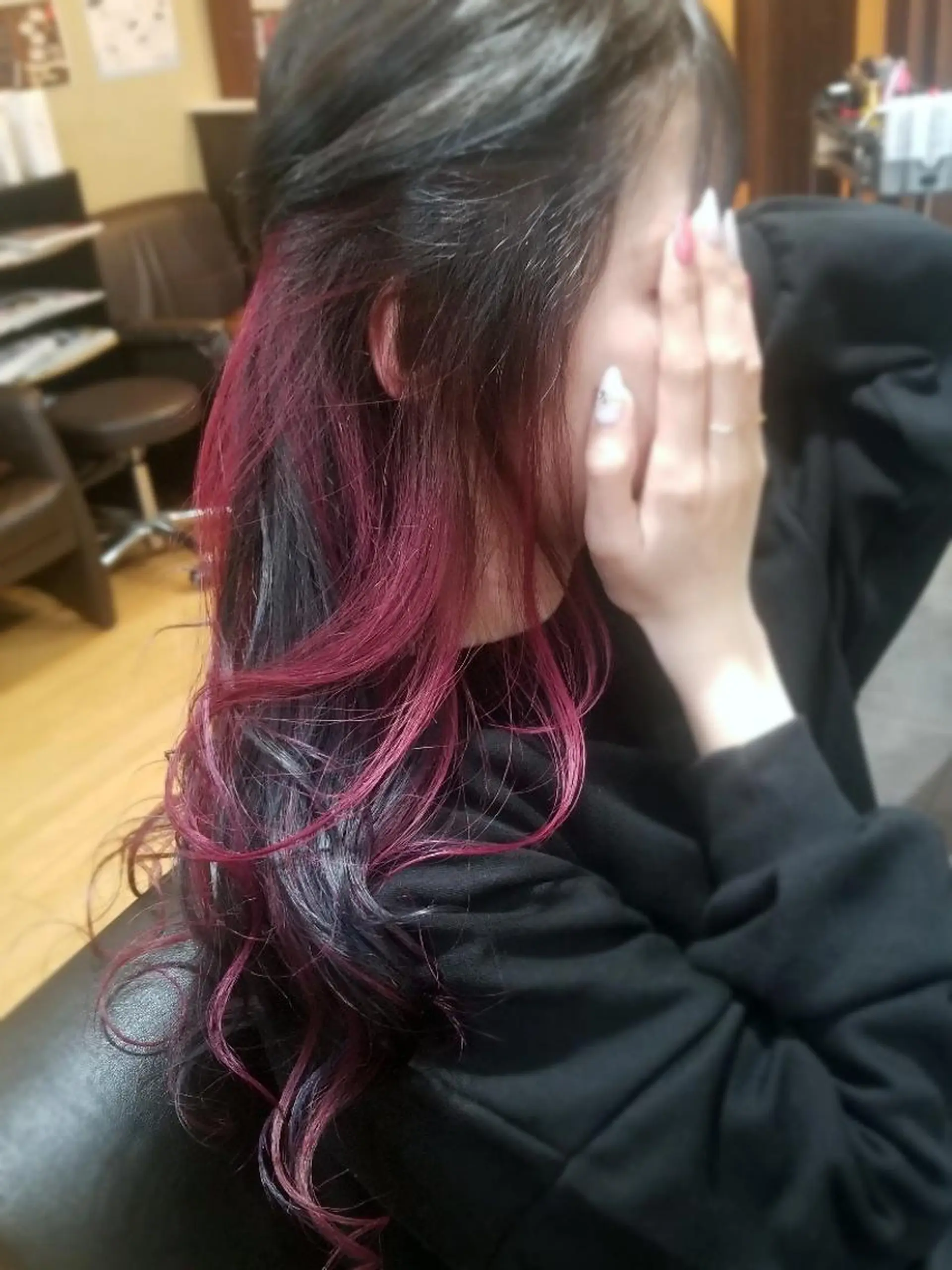 ロング カラー ヘアアレンジ ブルーカラー インナーカラー ピンクカラー パピヨンロゼ中川 髪質改善/低ダメージのヘアスタイル