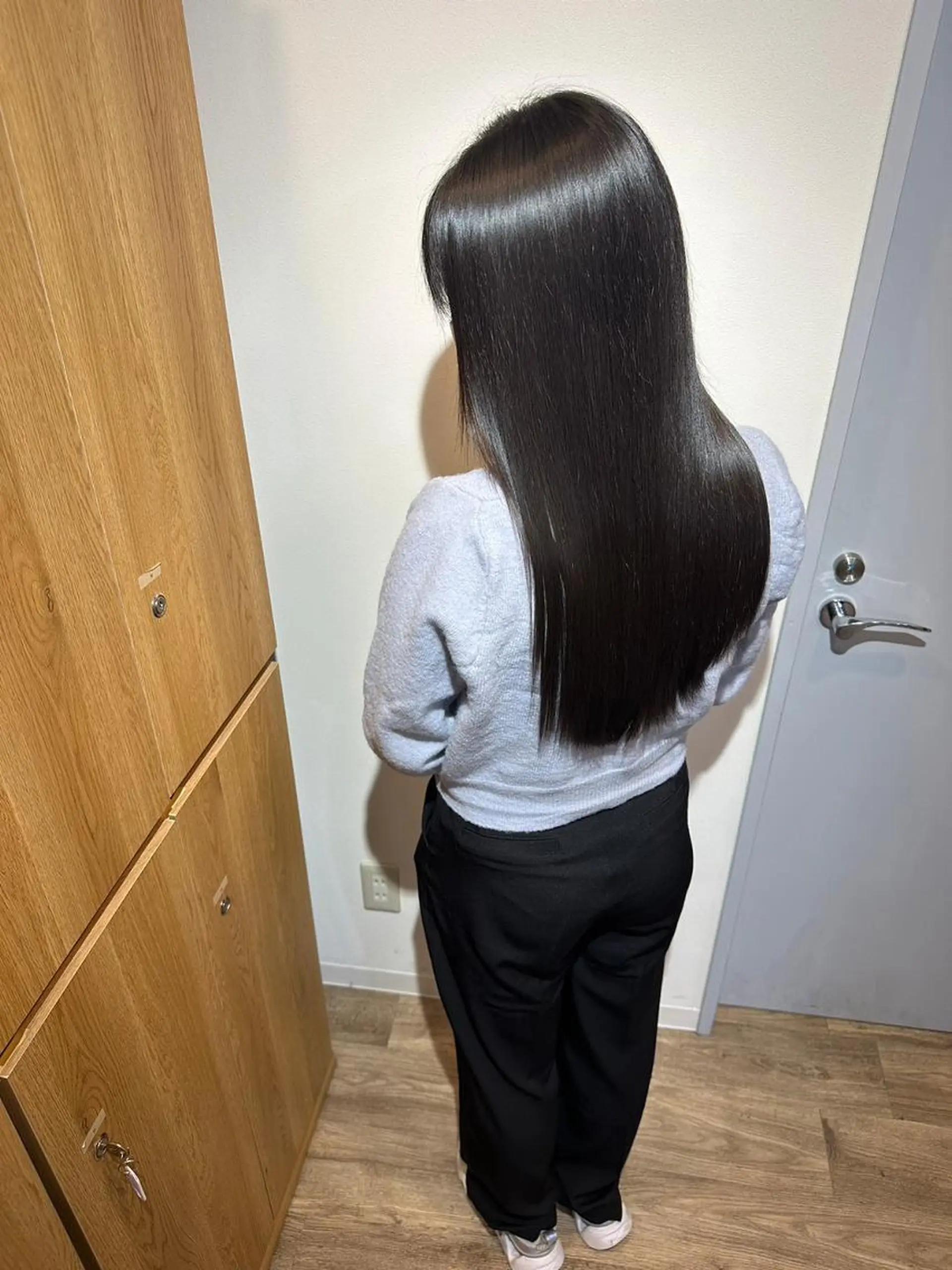 ロング カット 縮毛矯正 kiy by ioeのヘアスタイル