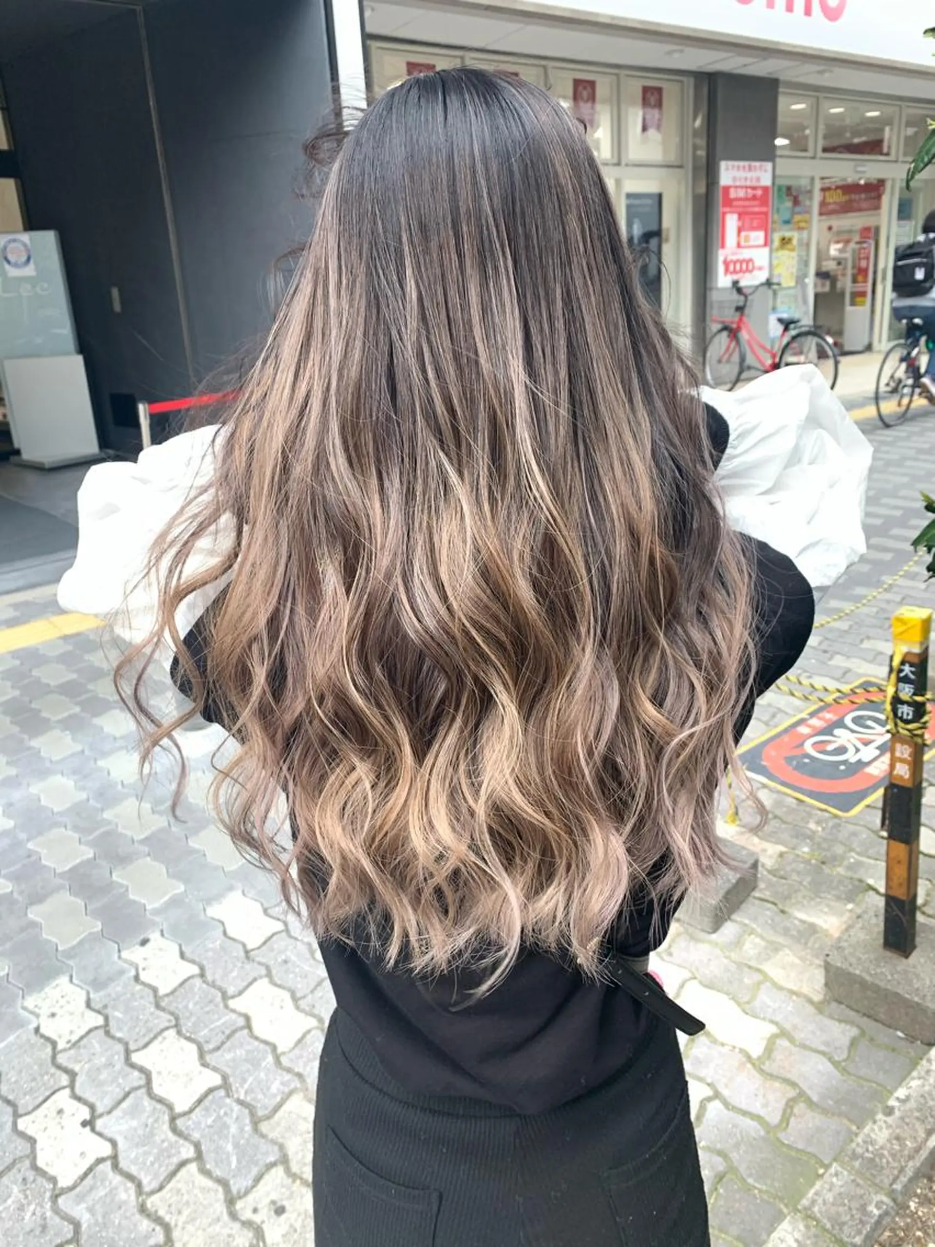 ロング カラー パーマ ヘアアレンジ メンズ キッズ ネイル マツエク・マツパ 酸性ストレート 髪質改善大槻勇樹のヘアスタイル
