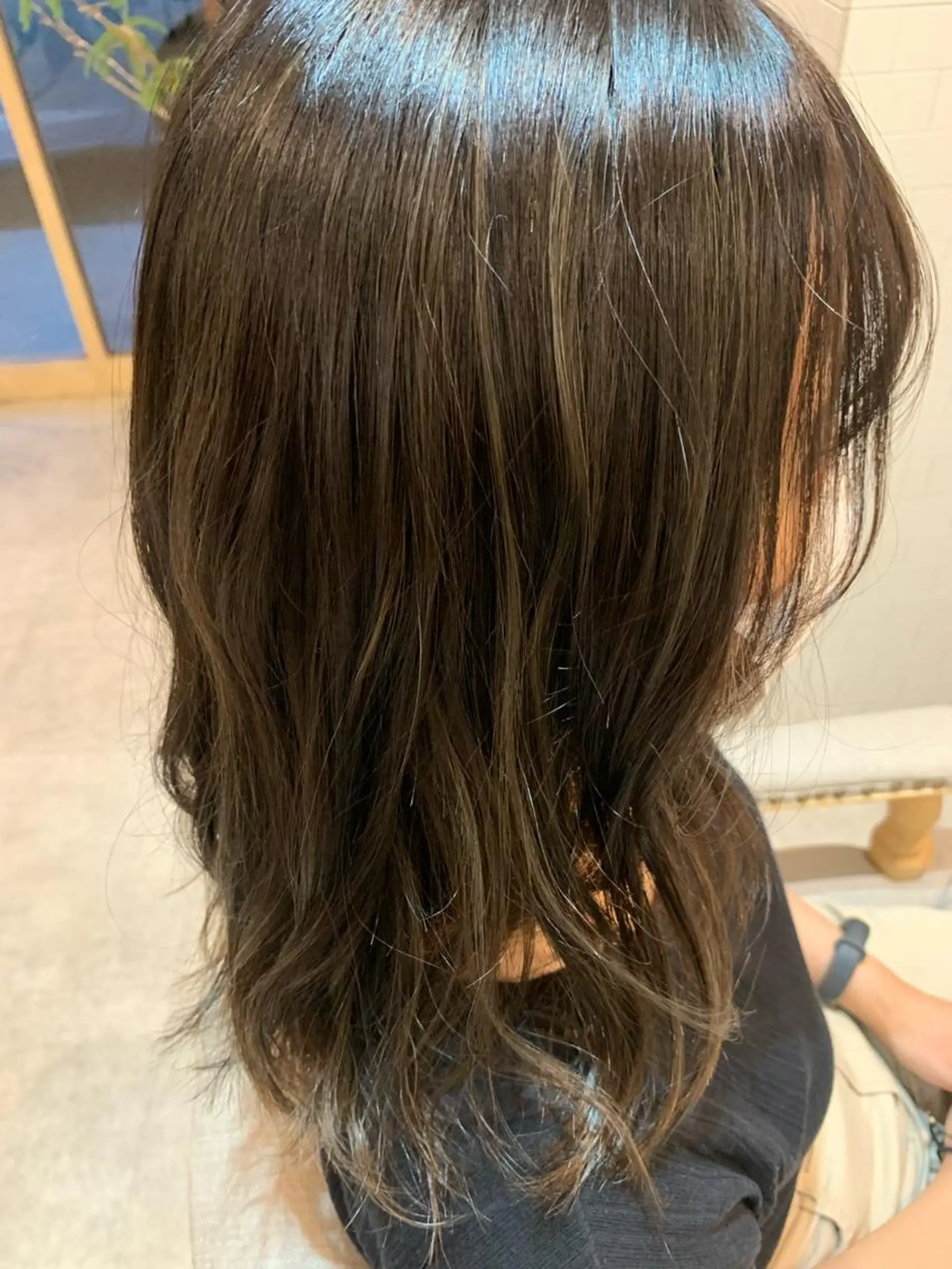 カラー ぱつボブ/ ショート/YUKIのヘアスタイル