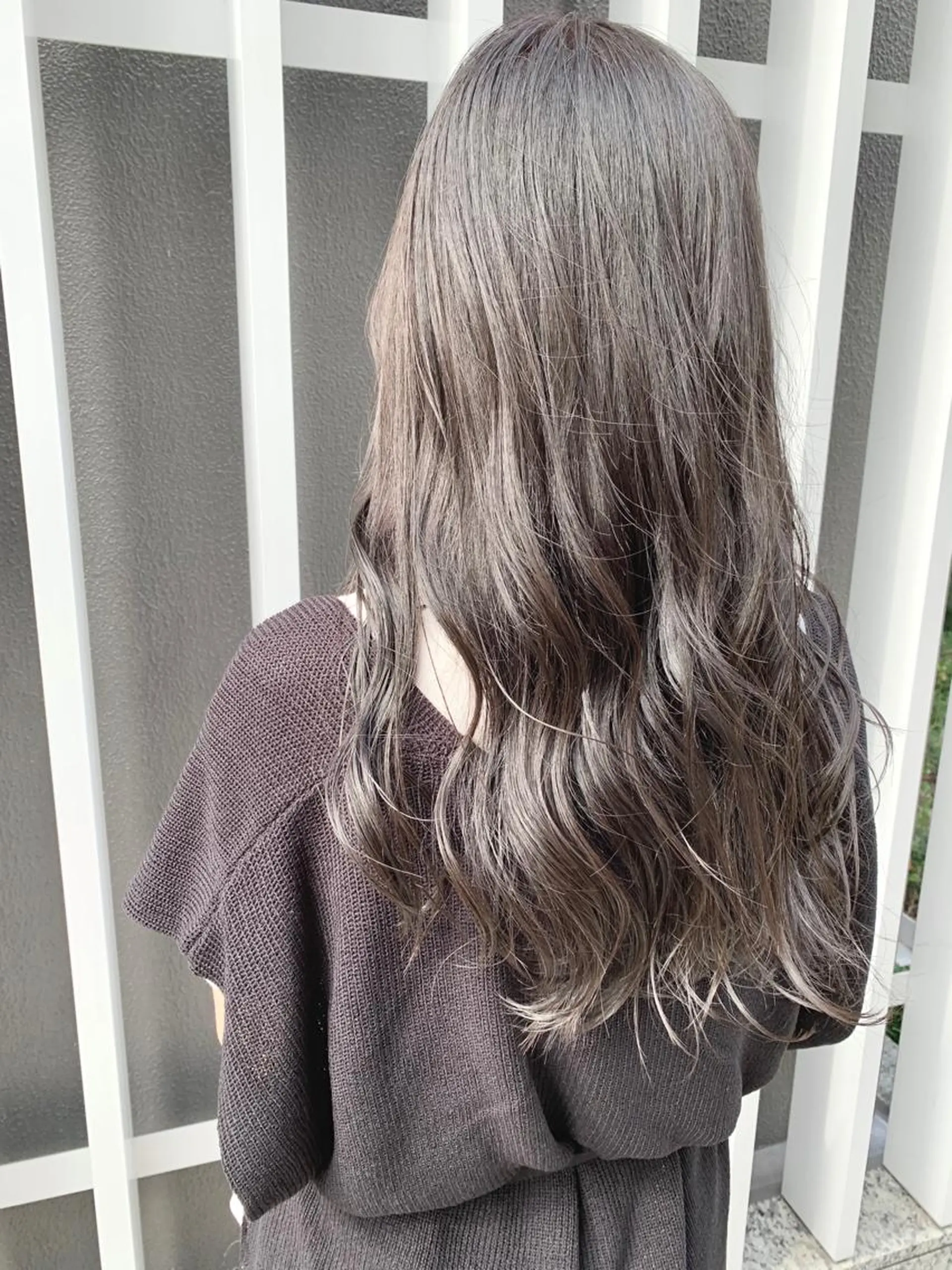 ロング カラー 肌に馴染む暗髪 梅田・増田のヘアスタイル