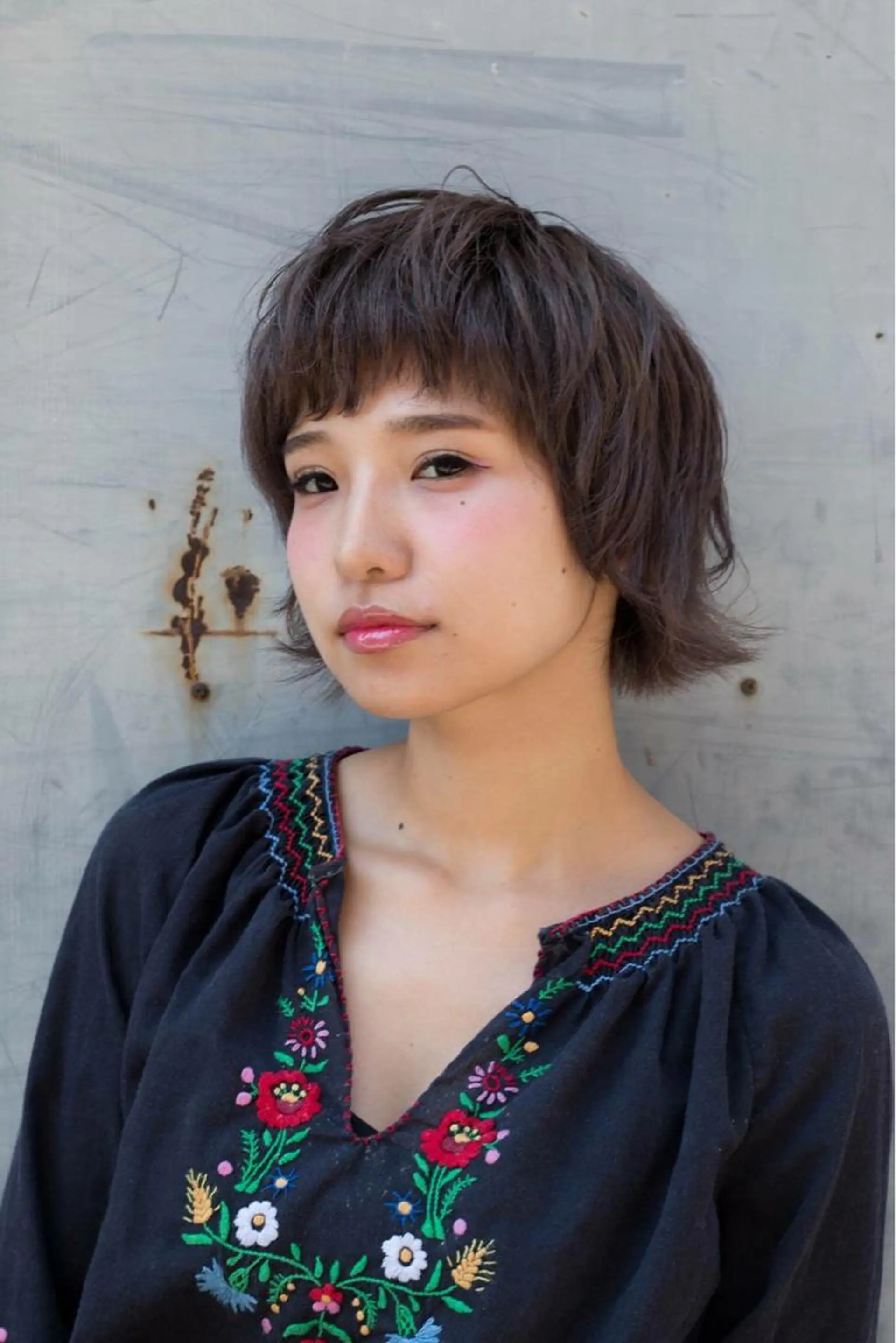 ショート カラー アッシュ 外ハネヘア 【似合わせカット】 松尾一気のヘアスタイル