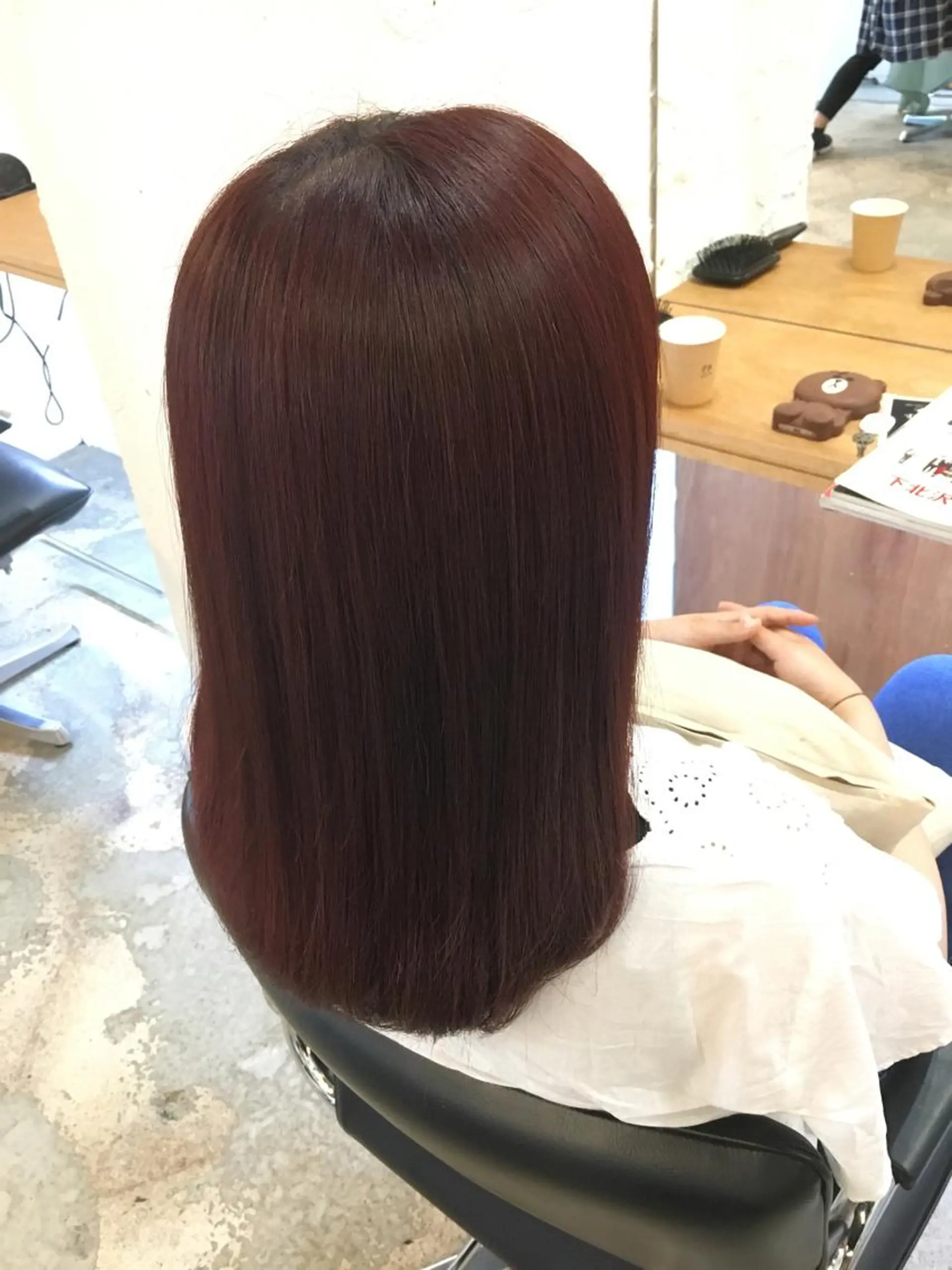 セミロング カラー ブリーチ ブリーチなしカラー 髪質改善 トリートメント メンズ眉毛ITSUK Iメンズ専門　新宿の眉毛・アイブロウイメージ