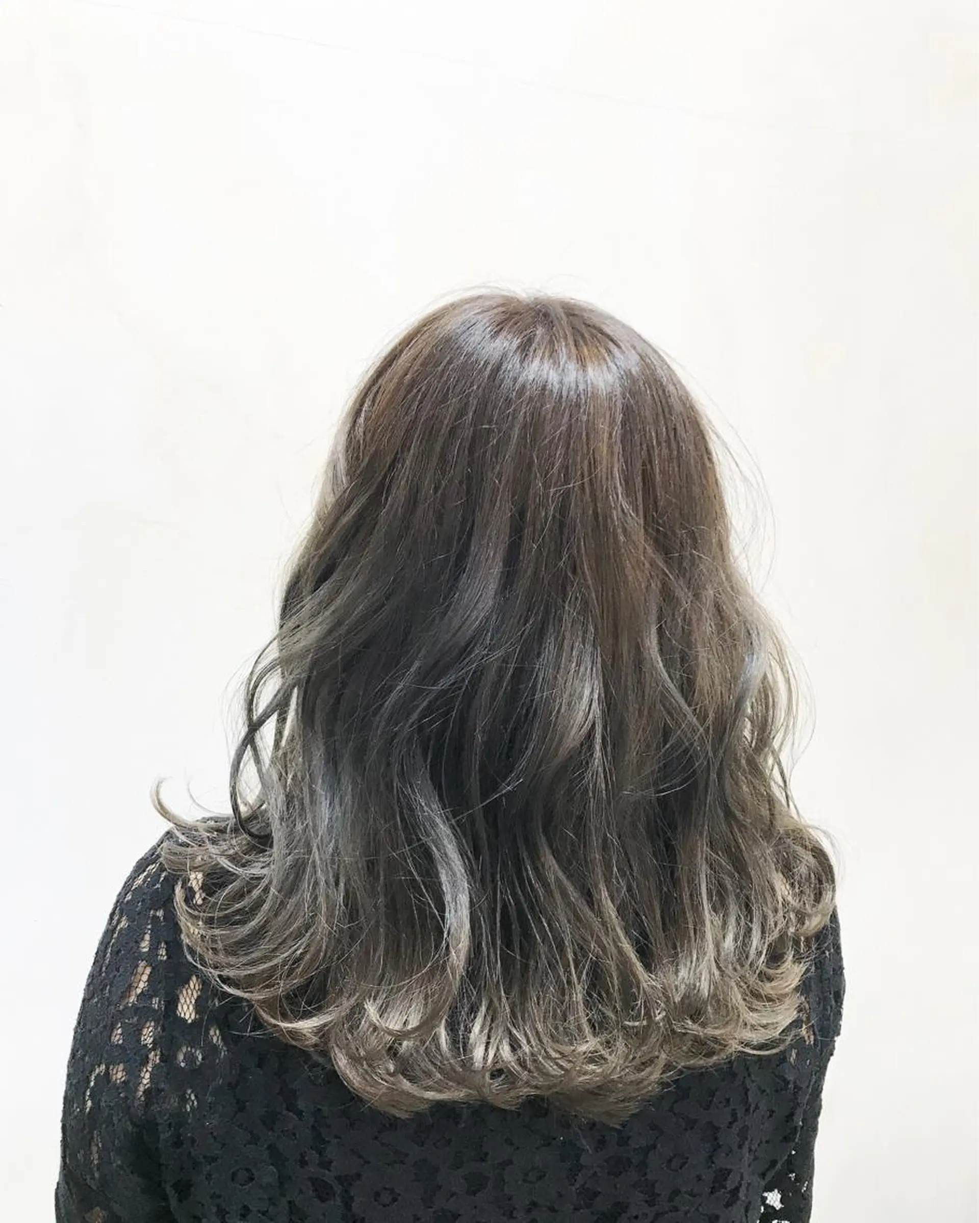 セミロング 吉河 克則のヘアスタイル