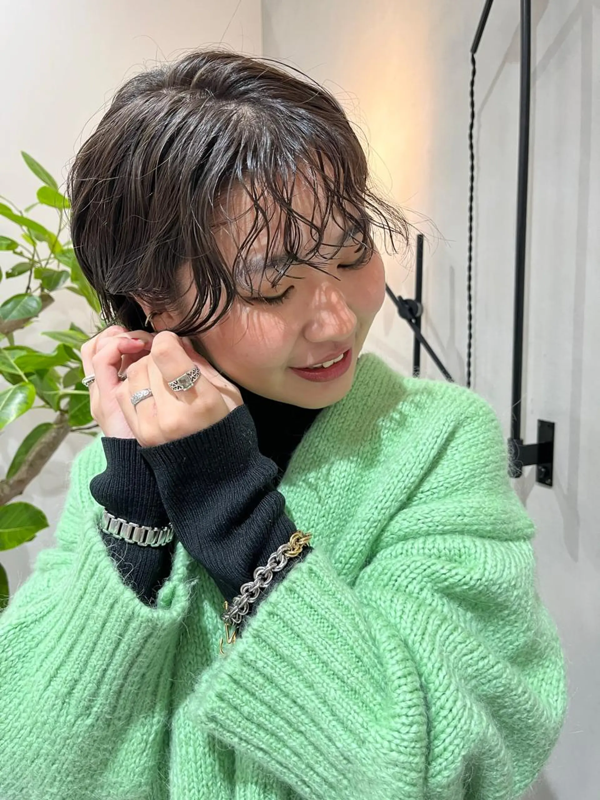 ショート パーマ 似合わせ/レイヤー/ ボブ/西島 絢香のヘアスタイル