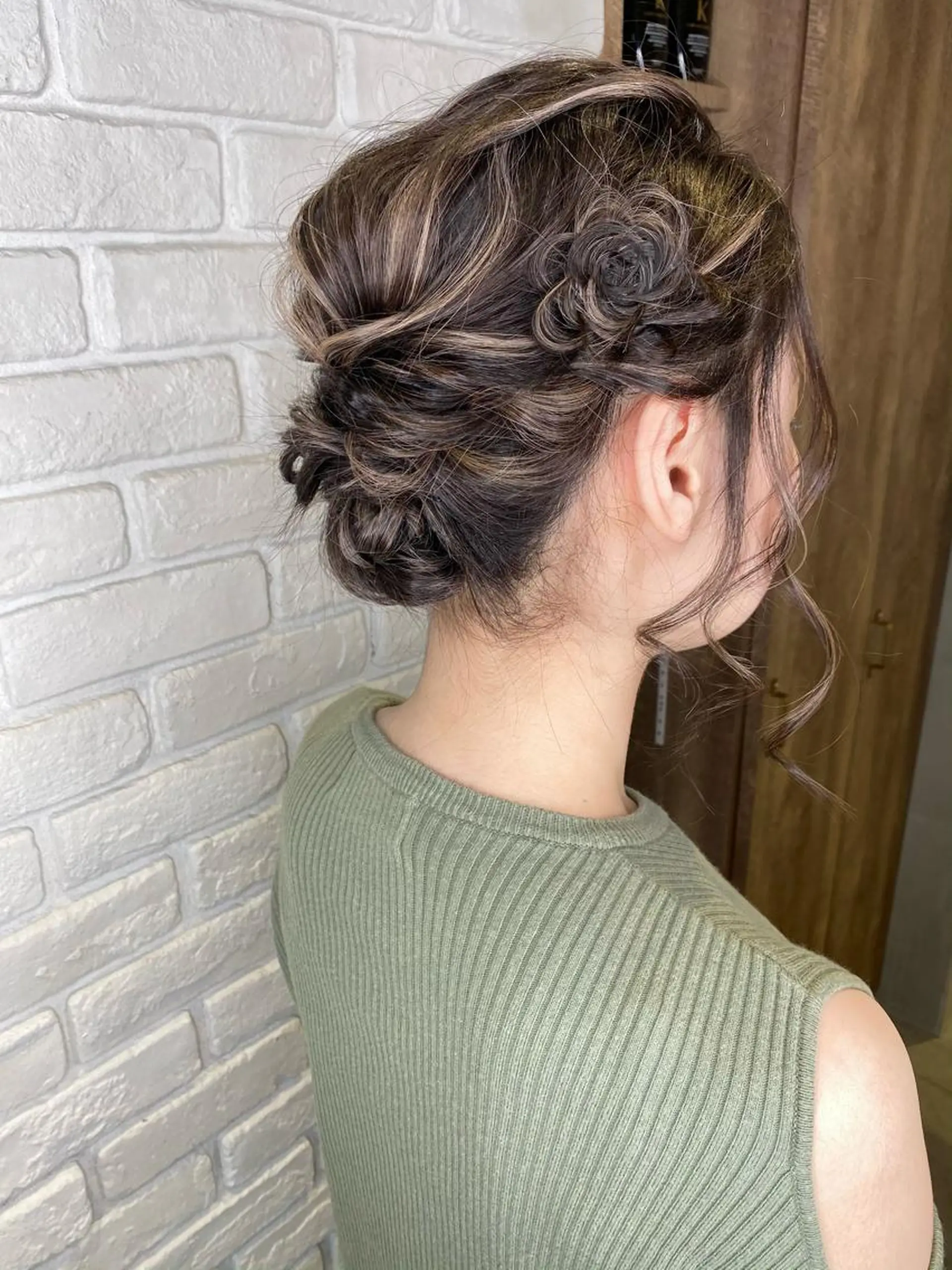 ミディアム ヘアアレンジ 森本 笑のヘアスタイル
