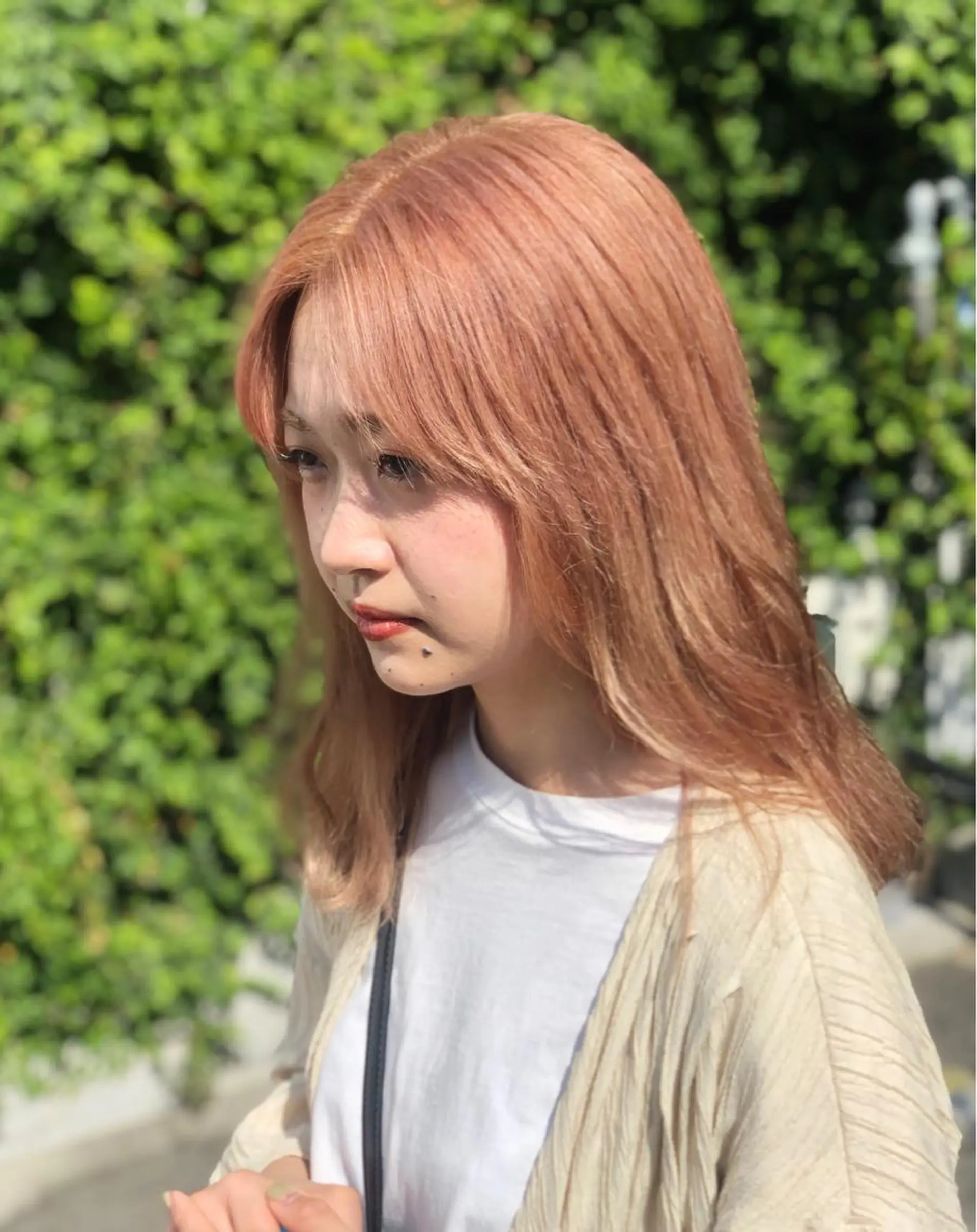 セミロング カラー tonari 梅田、中崎町のヘアスタイル