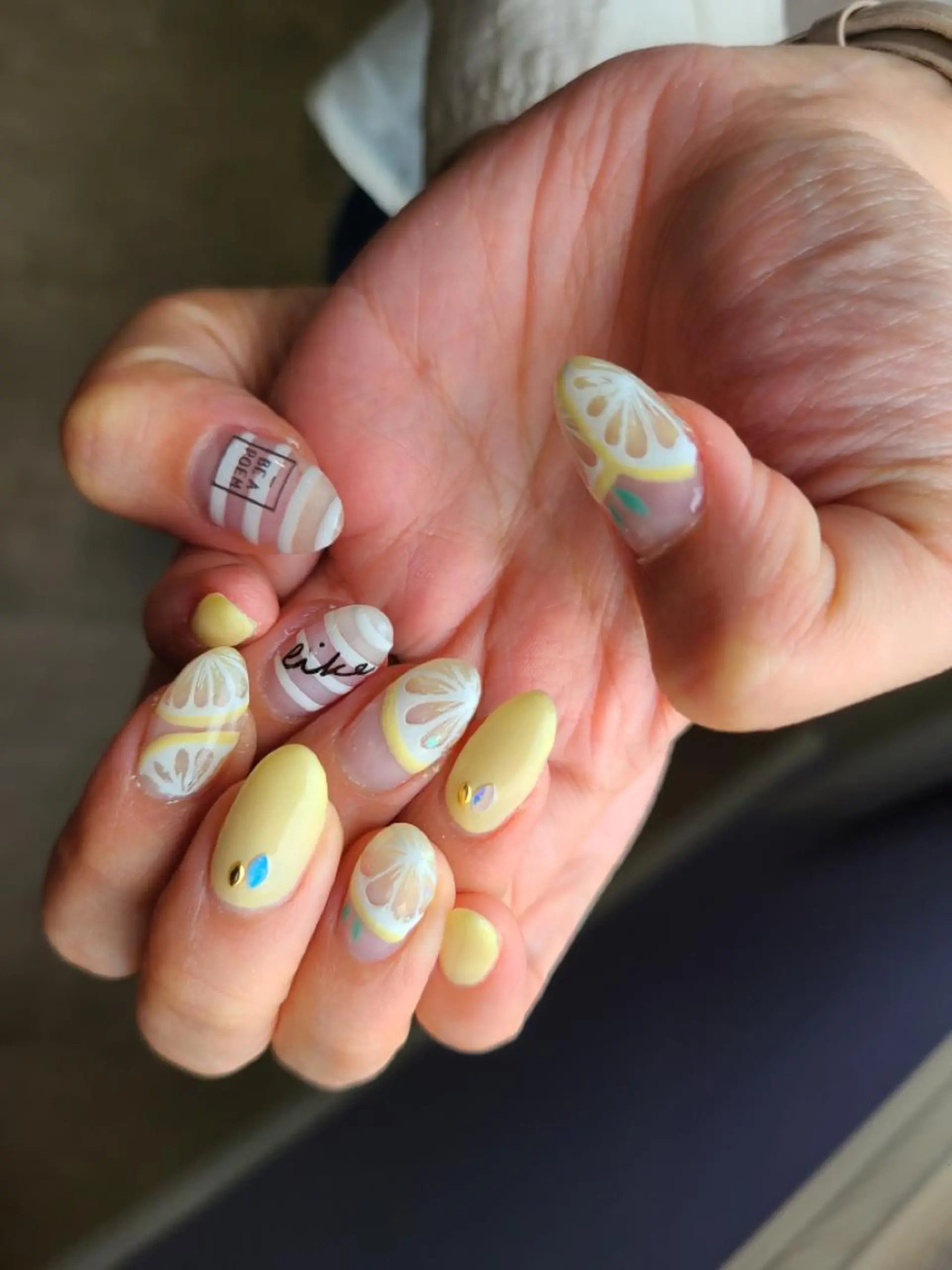 ネイル ハンドネイル nail salon Renardのネイルデザイン