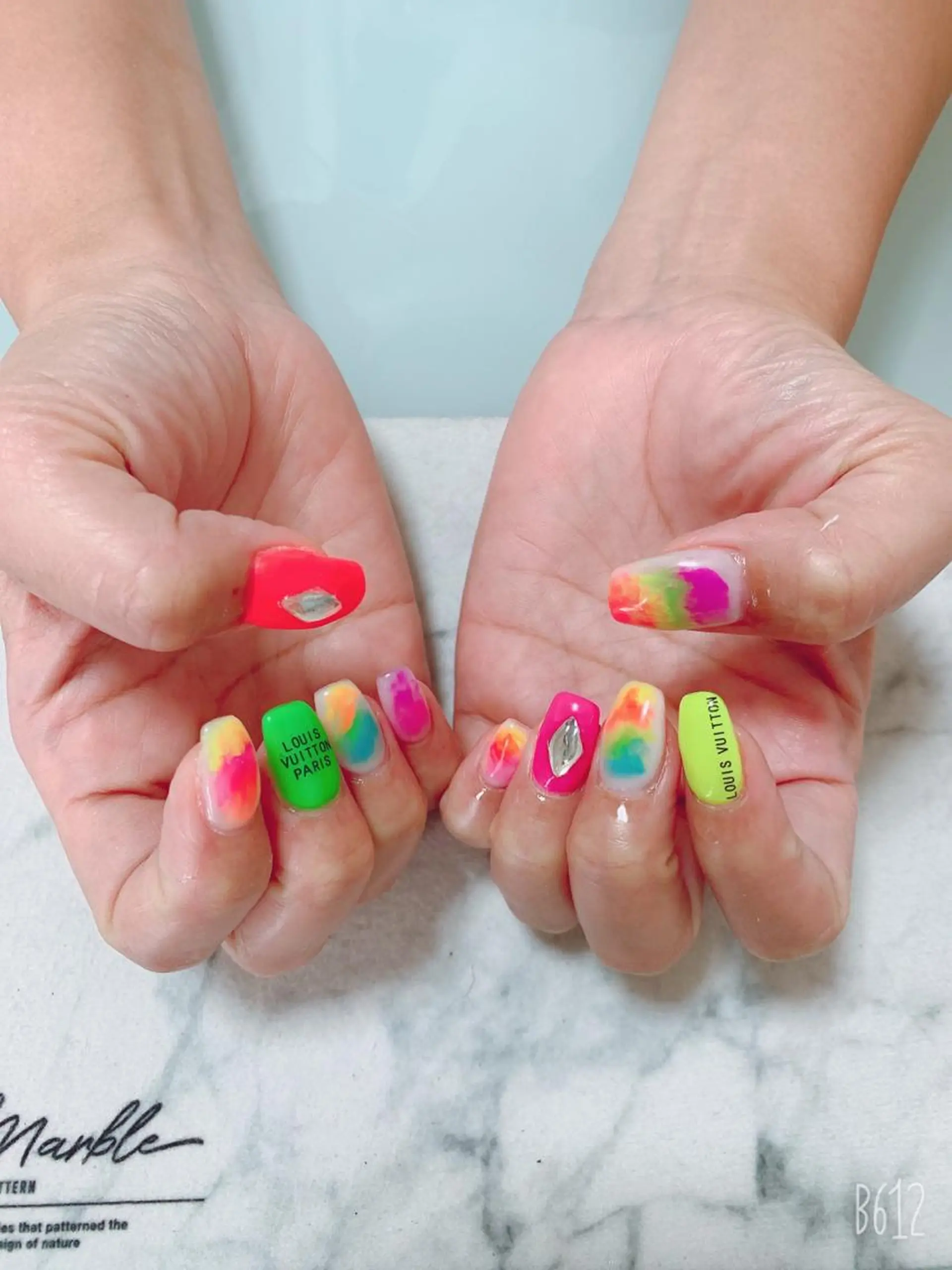 ネイル 🌙🫧CHARME (RUKA)🦋🫧のネイルデザイン