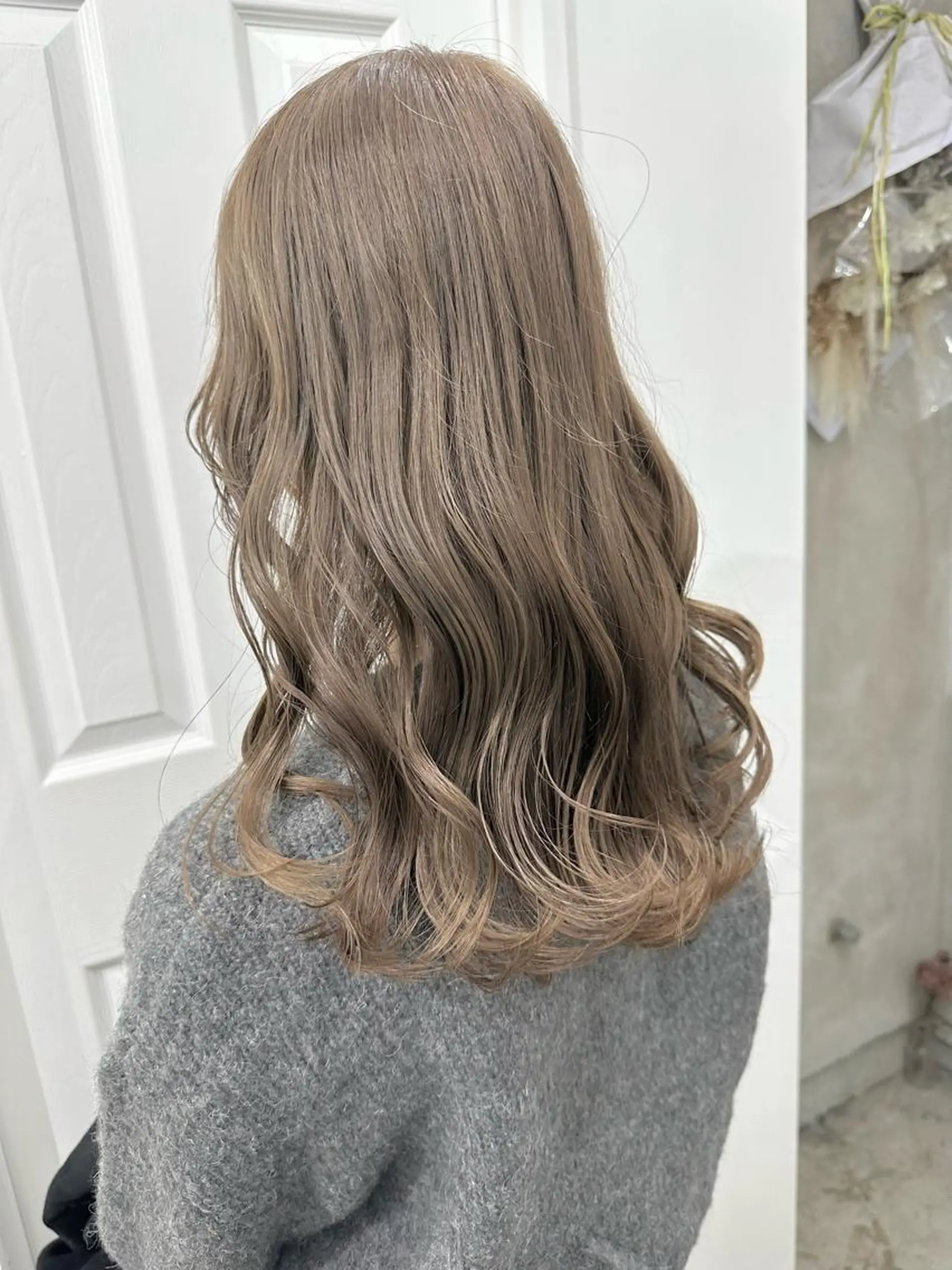 ミディアム カラー ヘアカラー トリートメント ヘッドスパ ヘアセット kai .のヘアスタイル