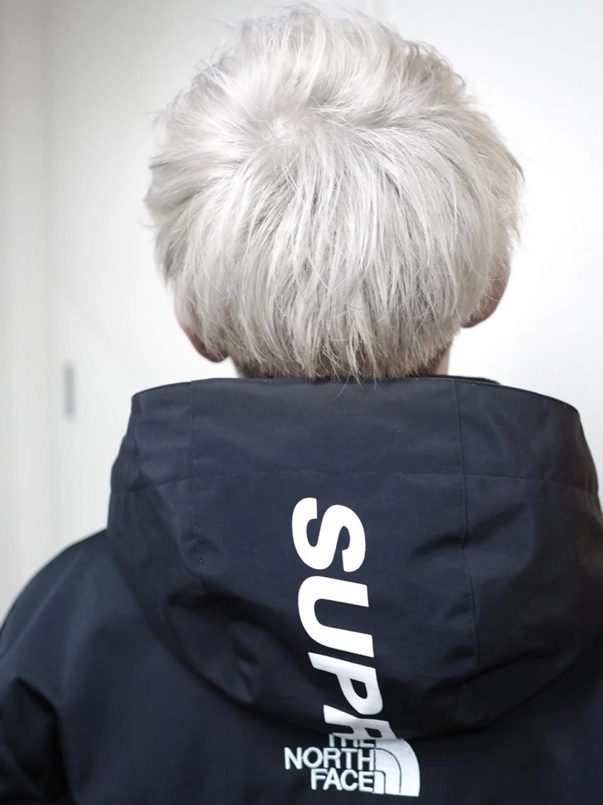 ショート カラー メンズ メンズハイトーン メンズバレイヤージュのヘアスタイル