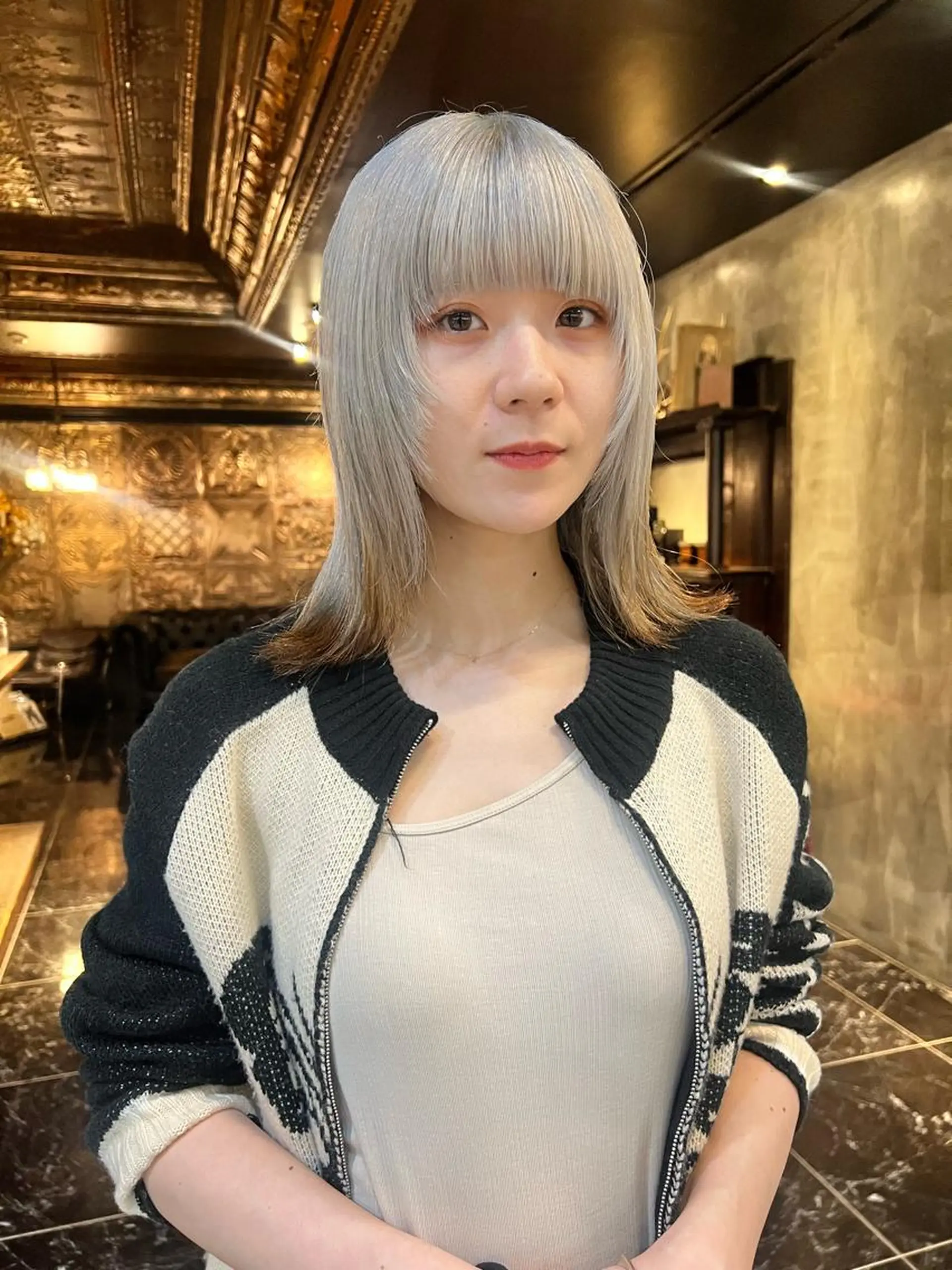 ミディアム カラー 圧倒的デザイン力 店長🎨RENAのヘアスタイル