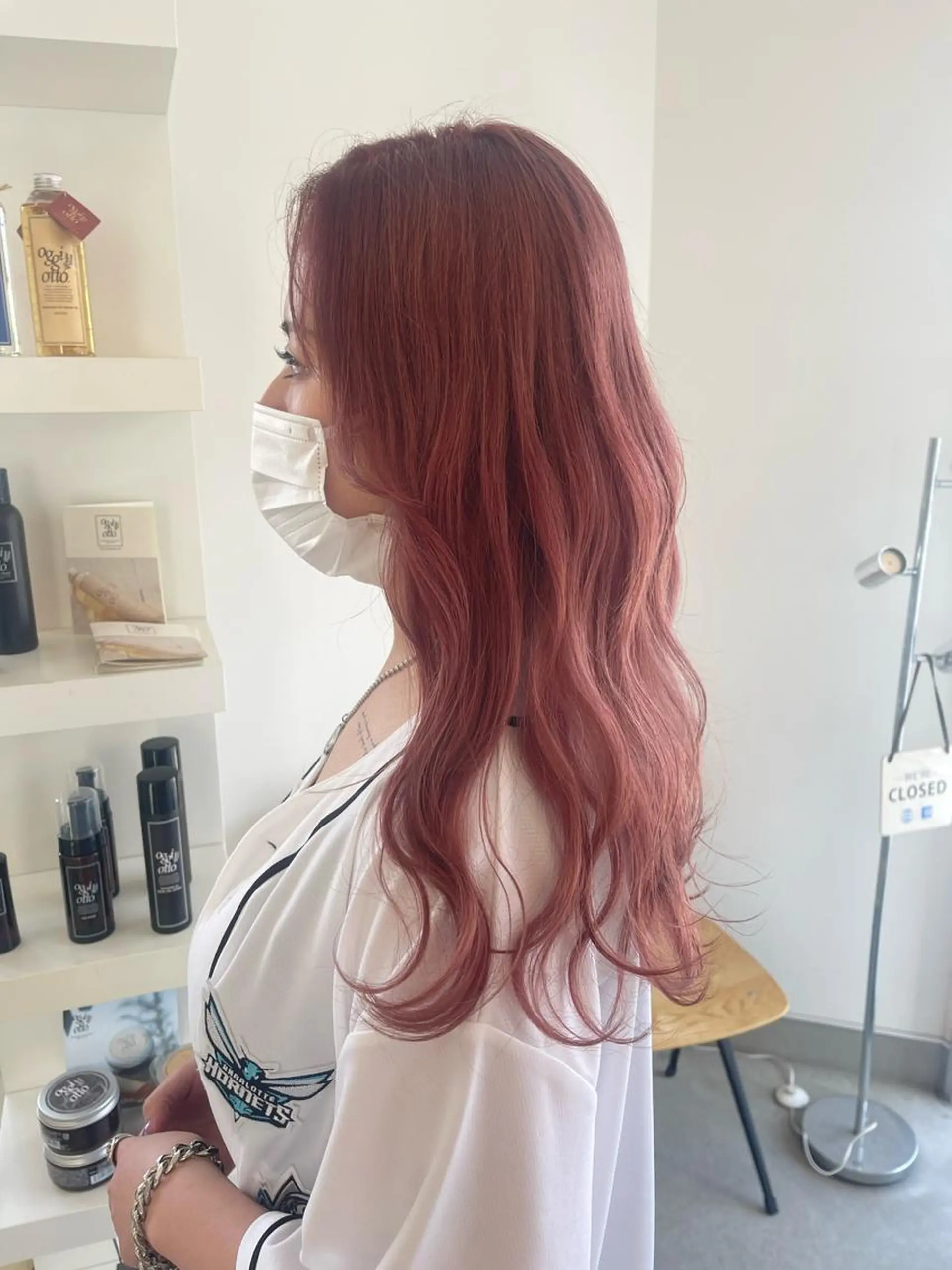 ロング カラー ヘアカラー 長山 茉白のヘアスタイル