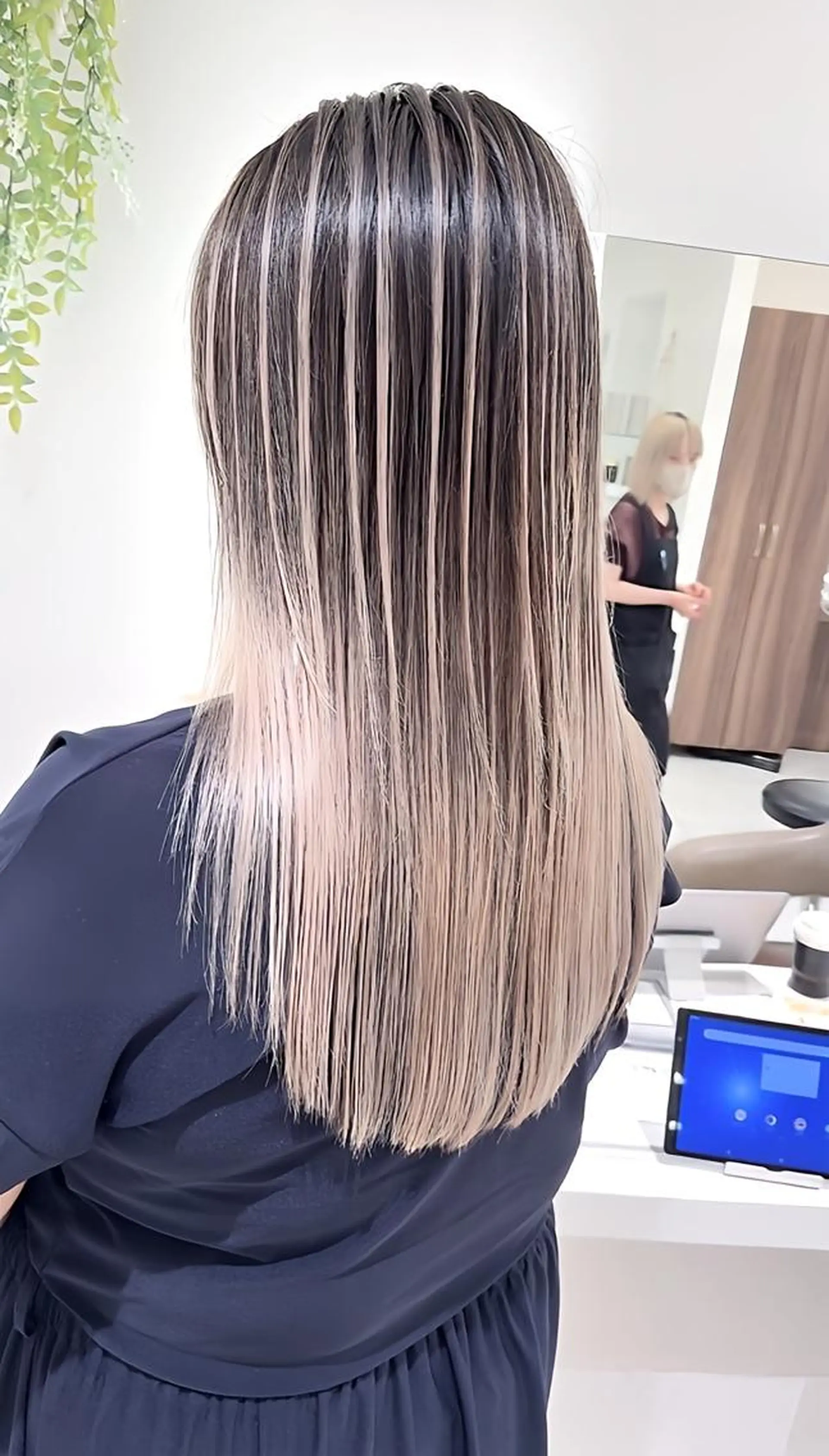 ロング カラー バレイヤージュ 髪質改善 レイヤーカット ヘアカラー トリートメント 大宮/バレイヤージュ 髪質改善/澤田隆誠のヘアスタイル