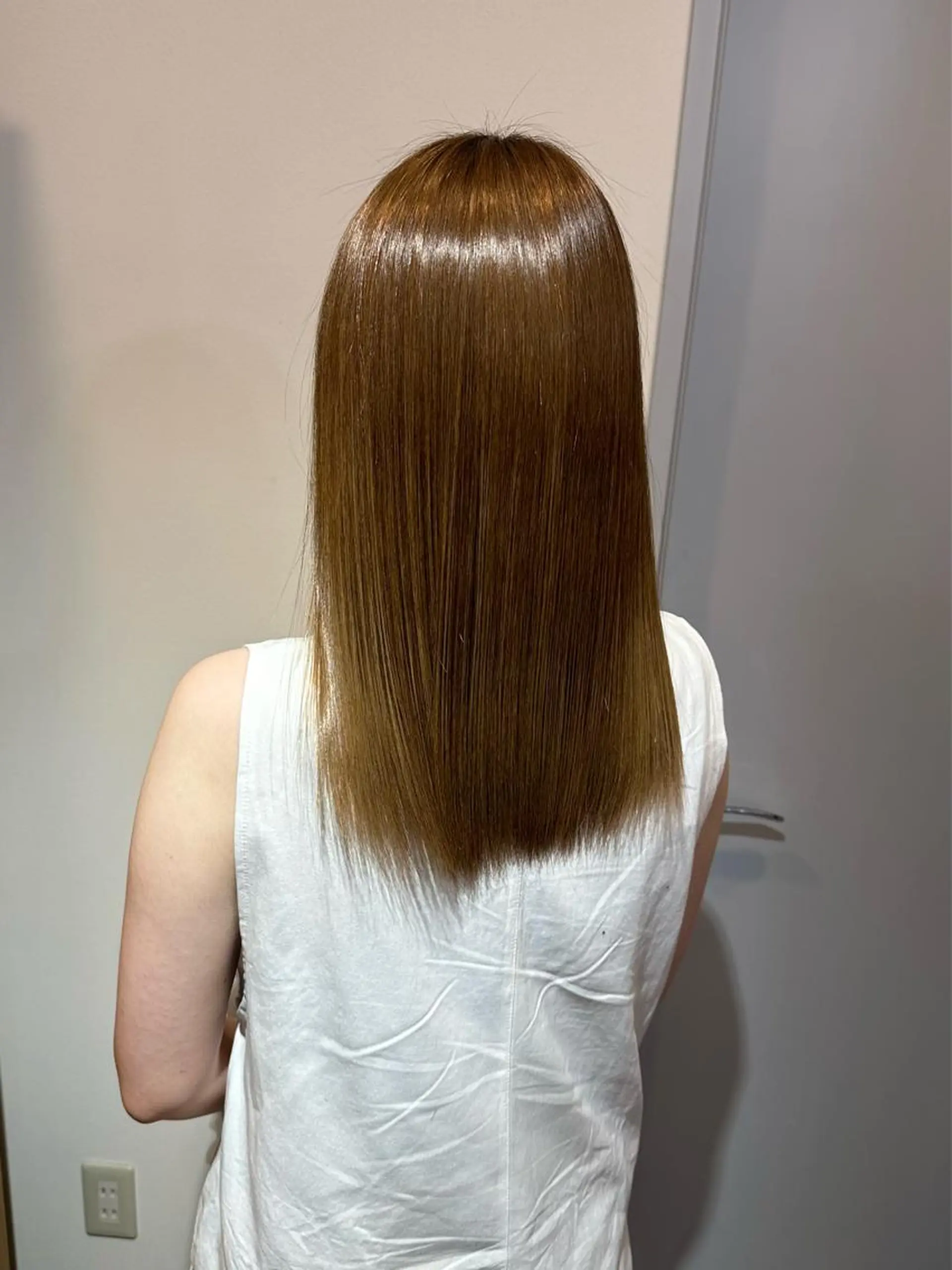 セミロング ボブ ハイライト 髪質改善 山下 祐輝のヘアスタイル