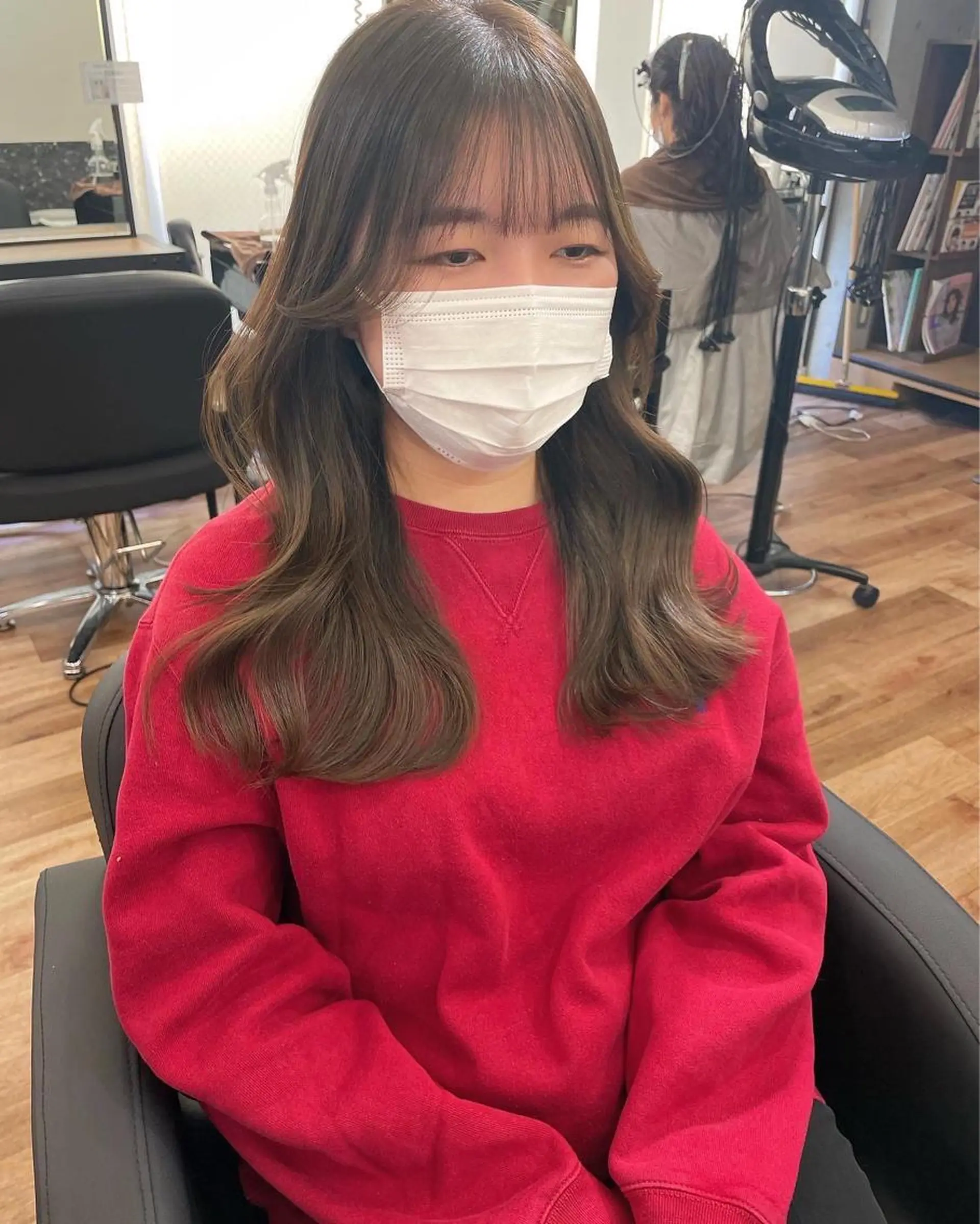 ロング カラー ヘアアレンジ レイヤーカット、 大人可愛い　中村美羅のヘアスタイル