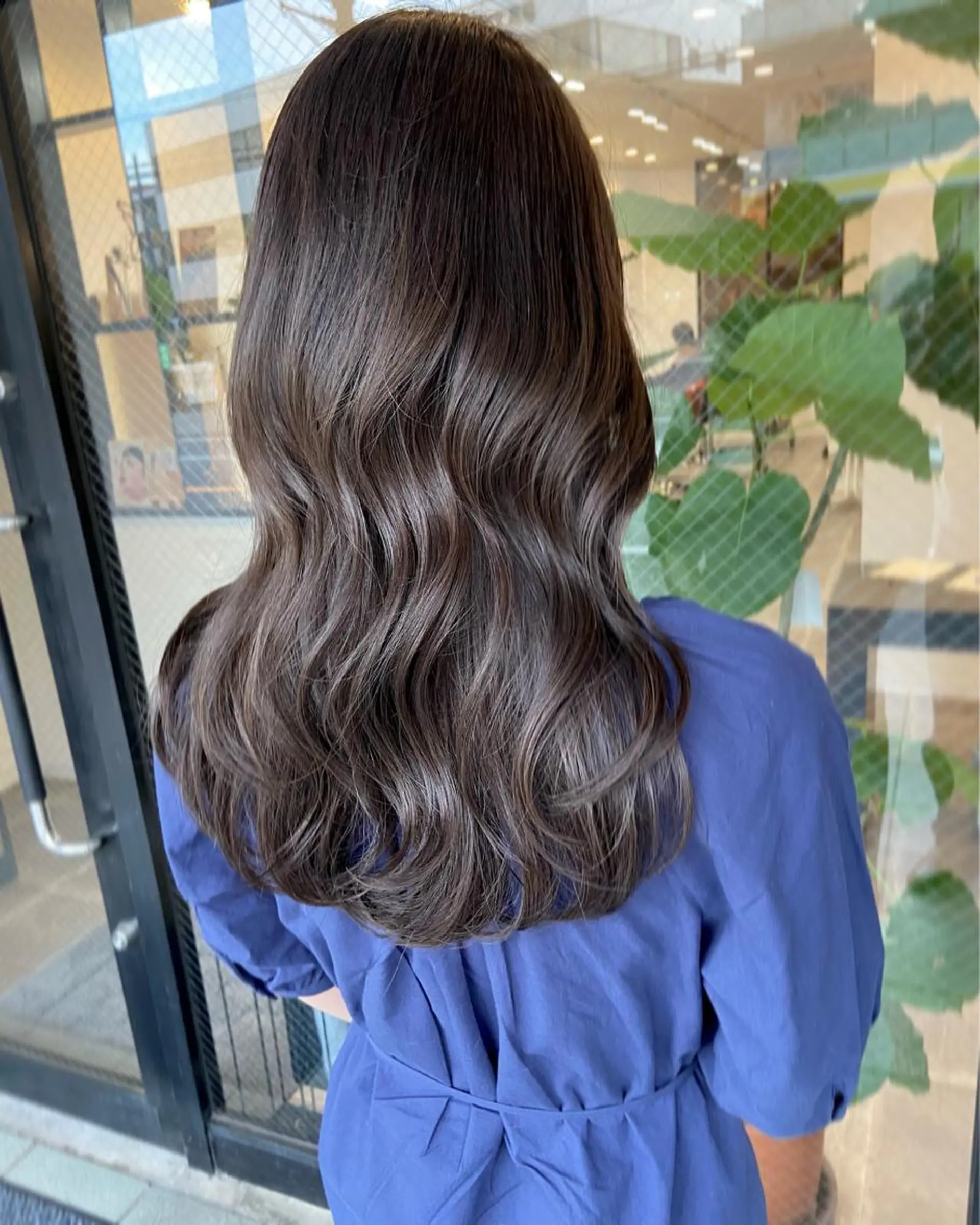 ロング 柏韓国ヘア 白石芽衣のヘアスタイル