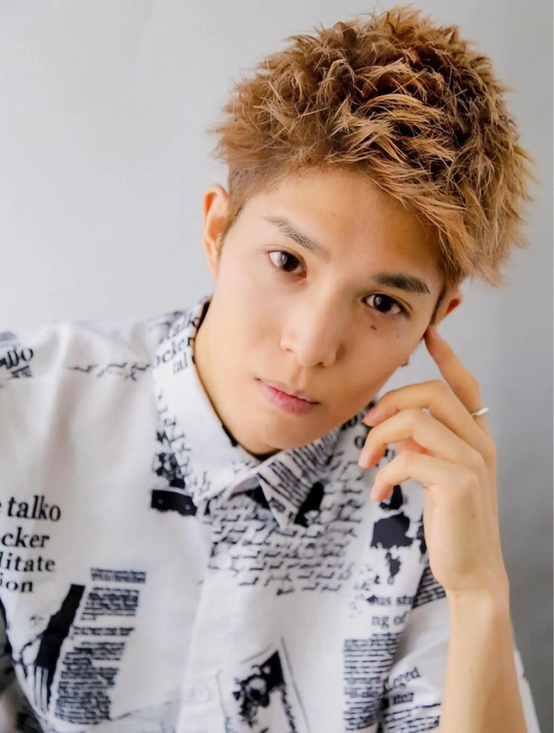 カラー メンズ verda所属・✨ブリーチなし透明感 池袋　水野のヘアスタイル