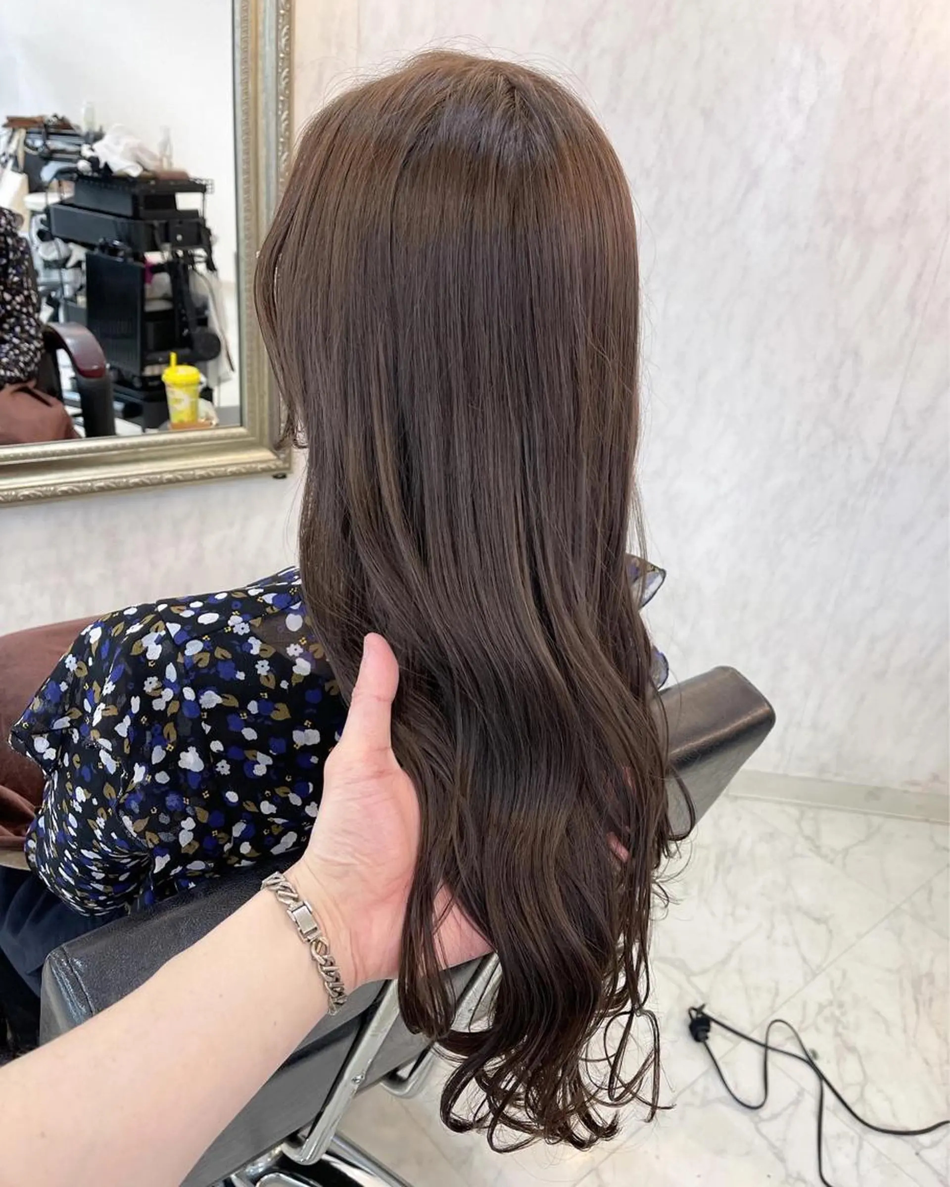 ロング カラー ブリーチ グレージュ ブリーチなしカラー カット ヘアカラー トリートメント ☆毎月先着15名まで ☆シバタユートのヘアスタイル